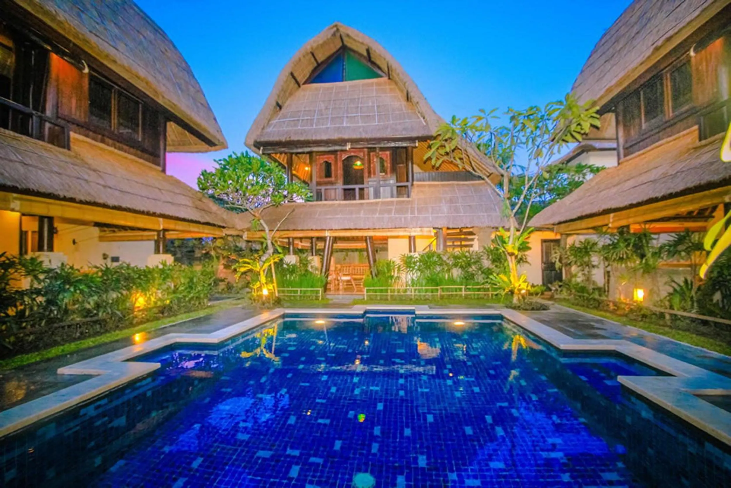 Swimming pool in Radiant Jepun Villa