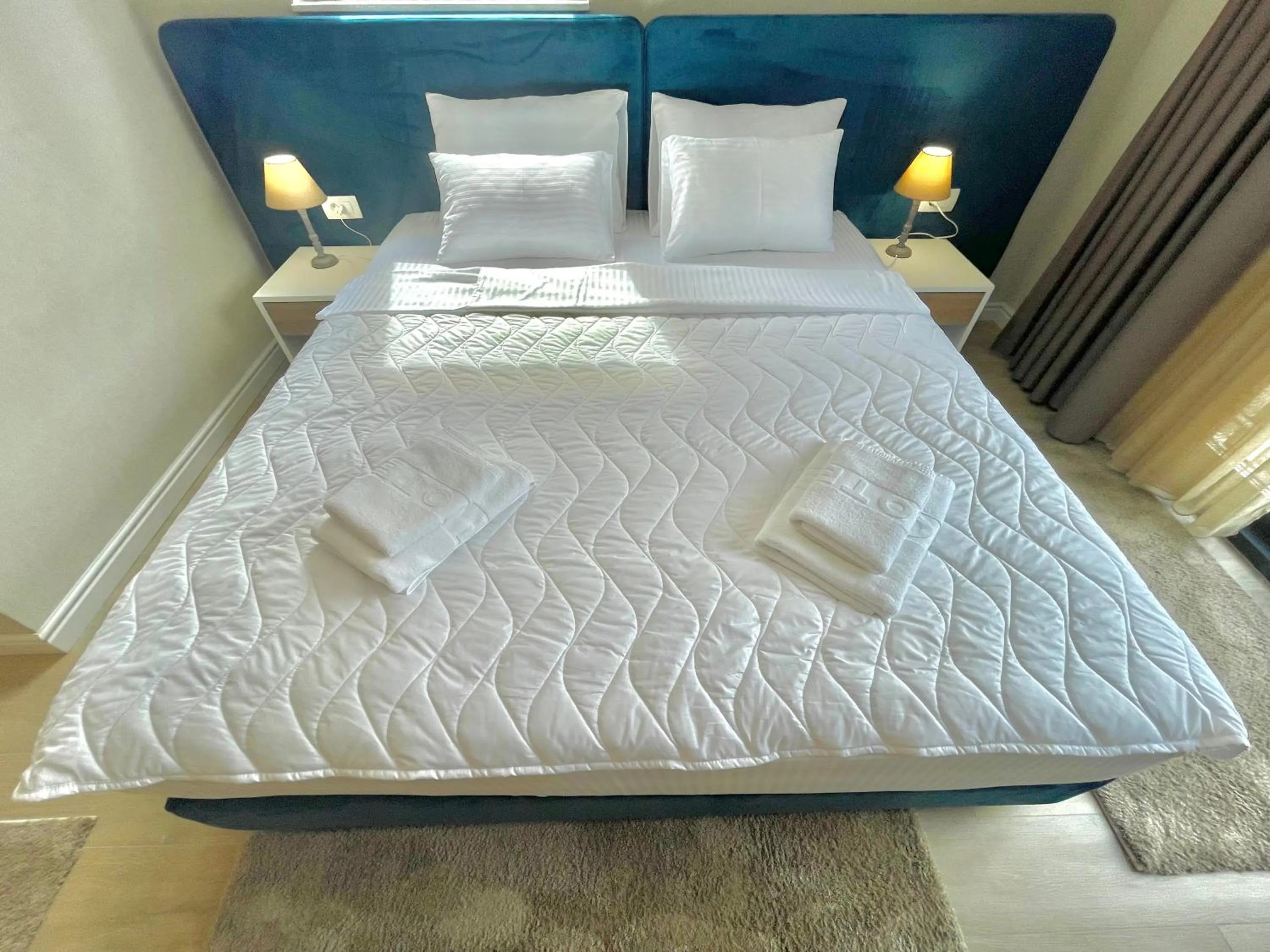 Bedroom, Bed in Comfort Apartments Pasha