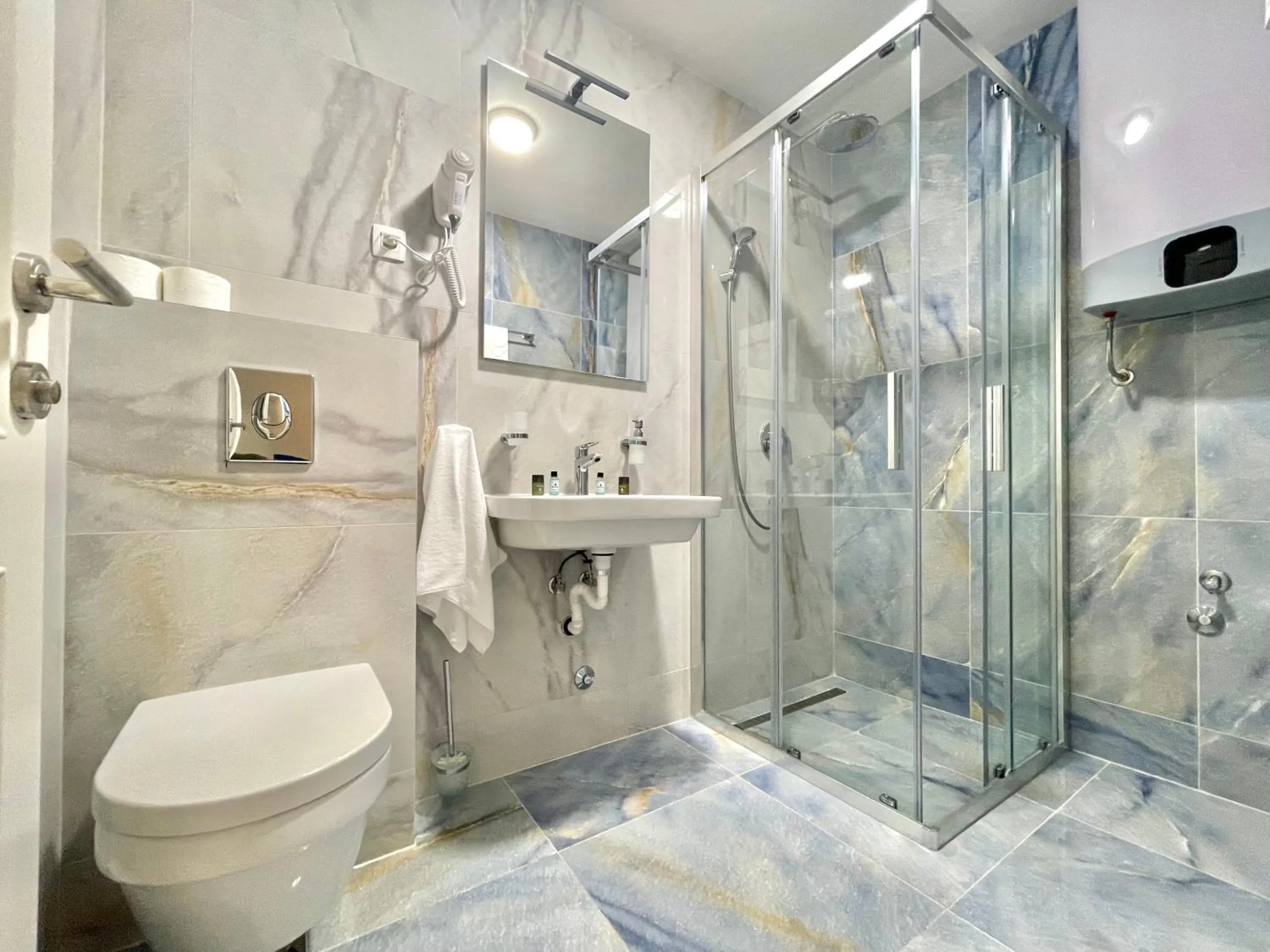 Bathroom in Comfort Apartments Pasha