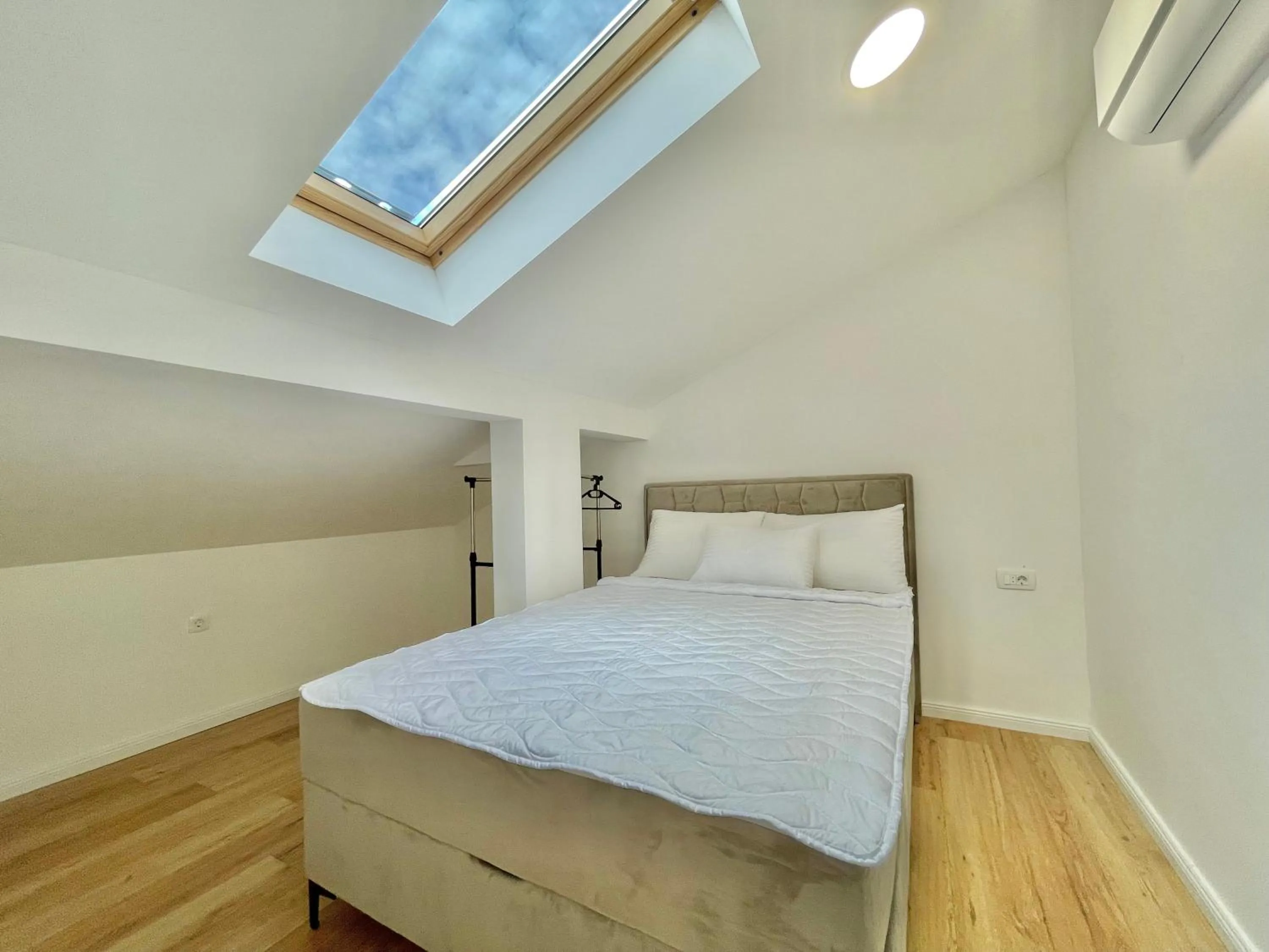 Bed in Comfort Apartments Pasha