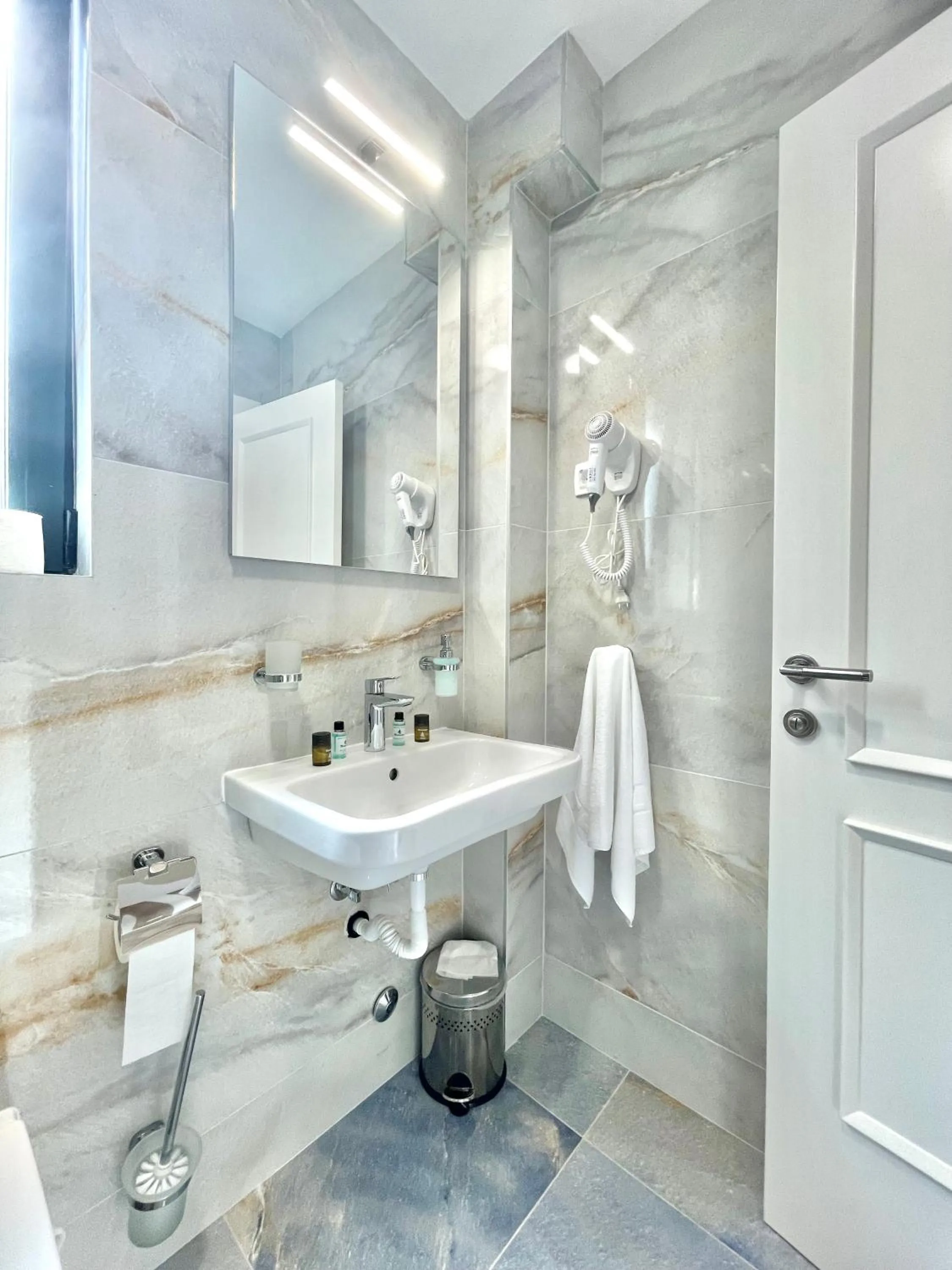 Bathroom in Comfort Apartments Pasha