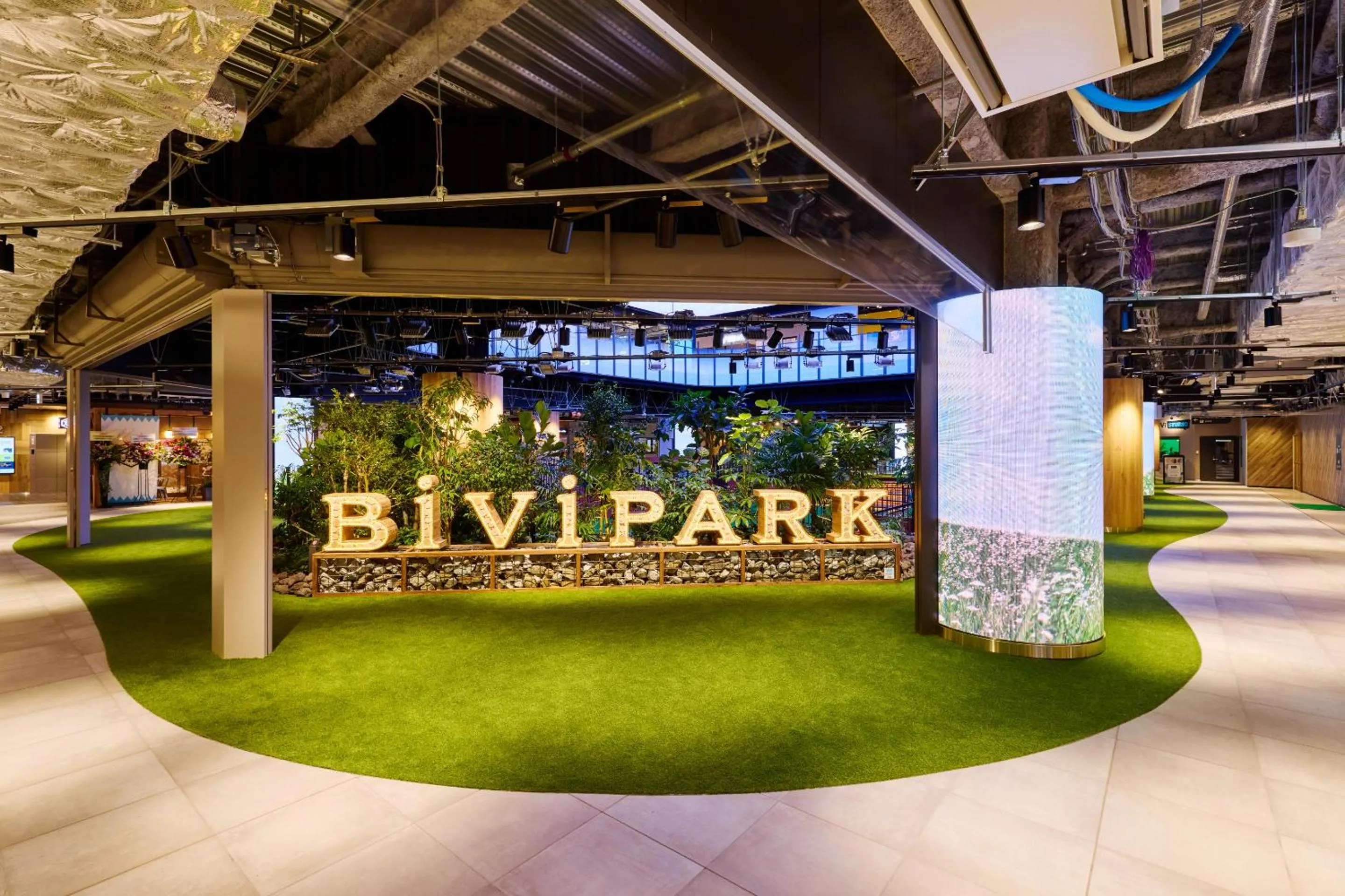 Shopping Area in Hotel Emisia Sapporo