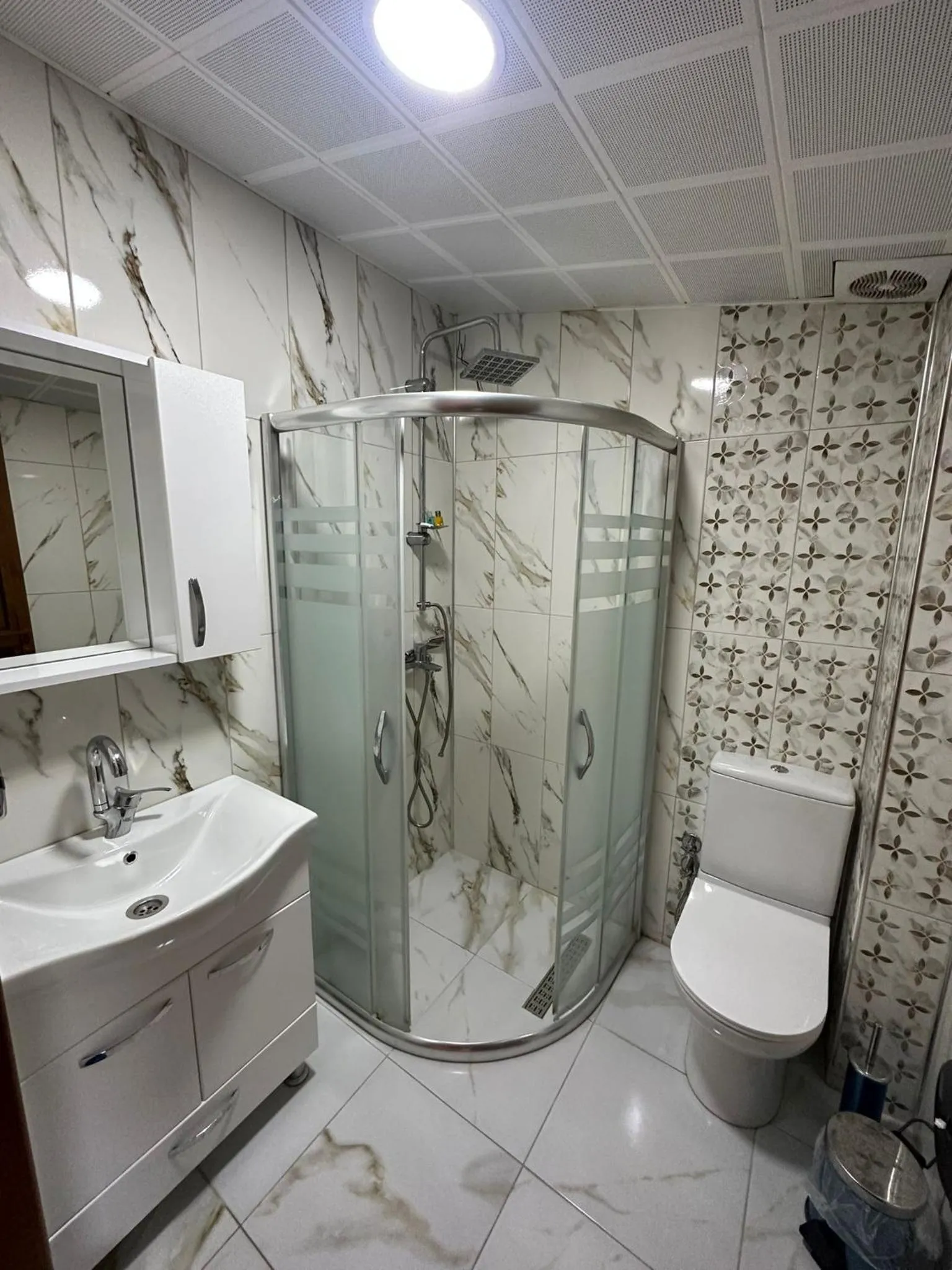 Peruma otel bungalov