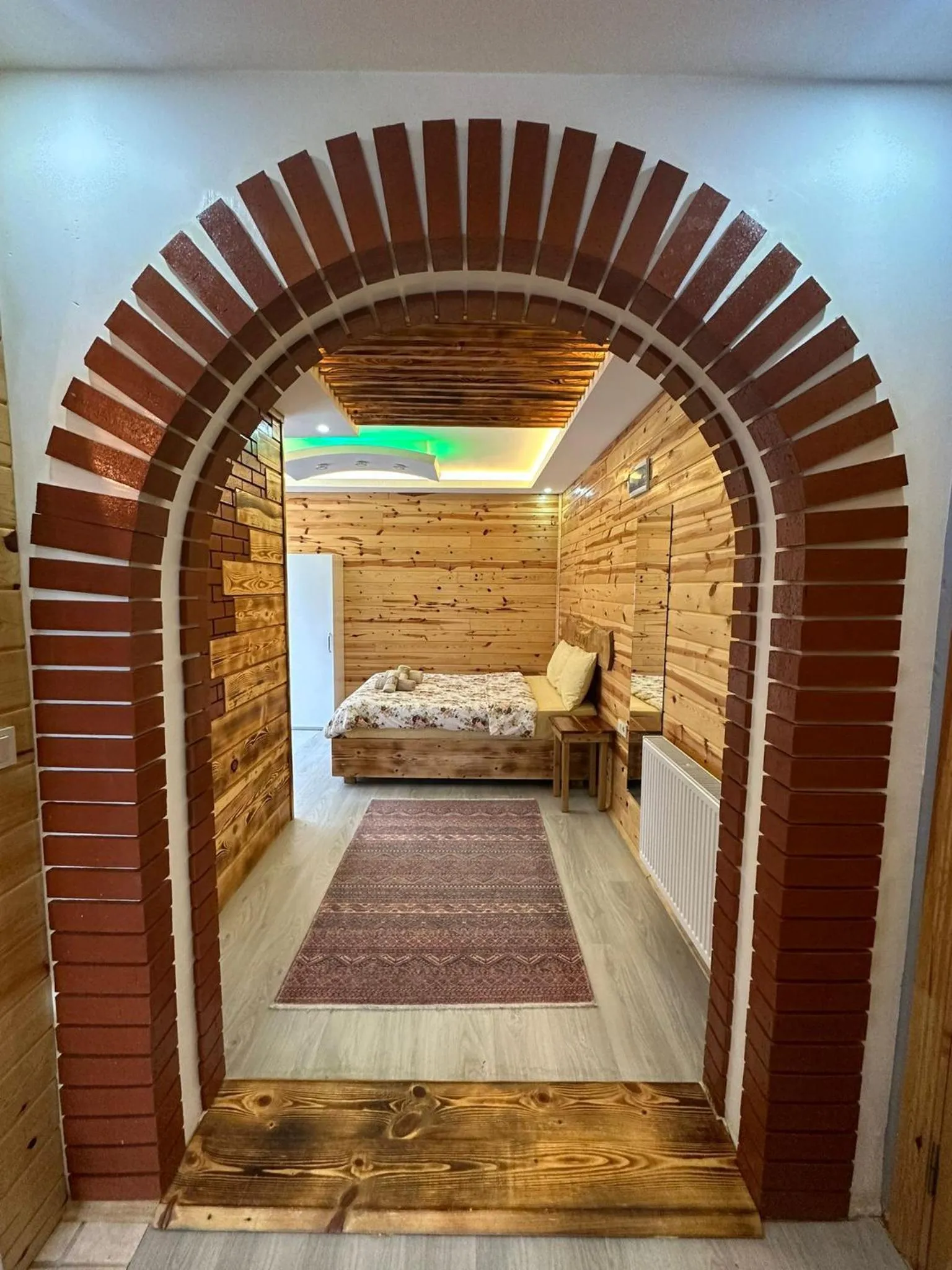 Bed in Peruma otel bungalov