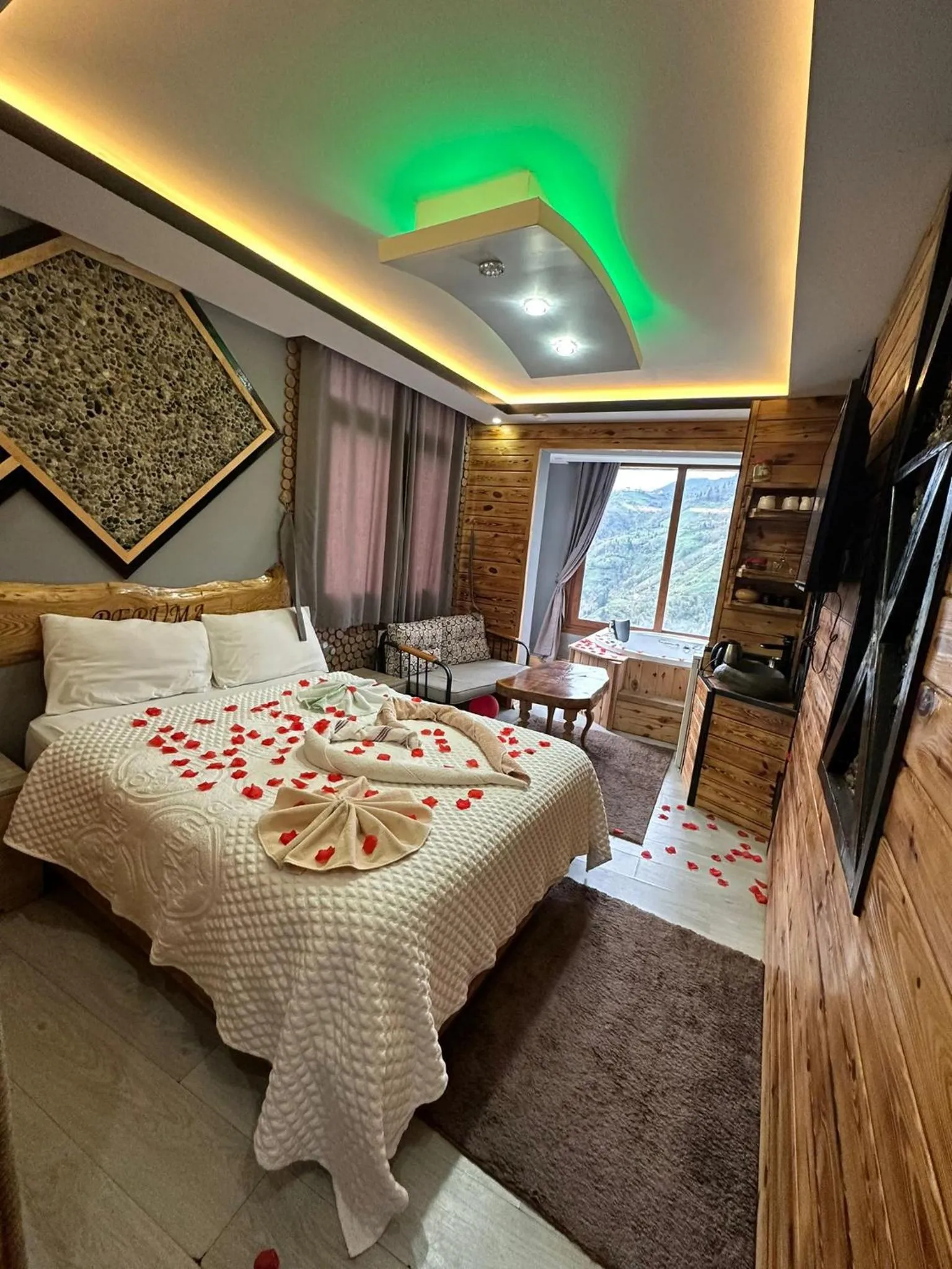 Bed in Peruma otel bungalov