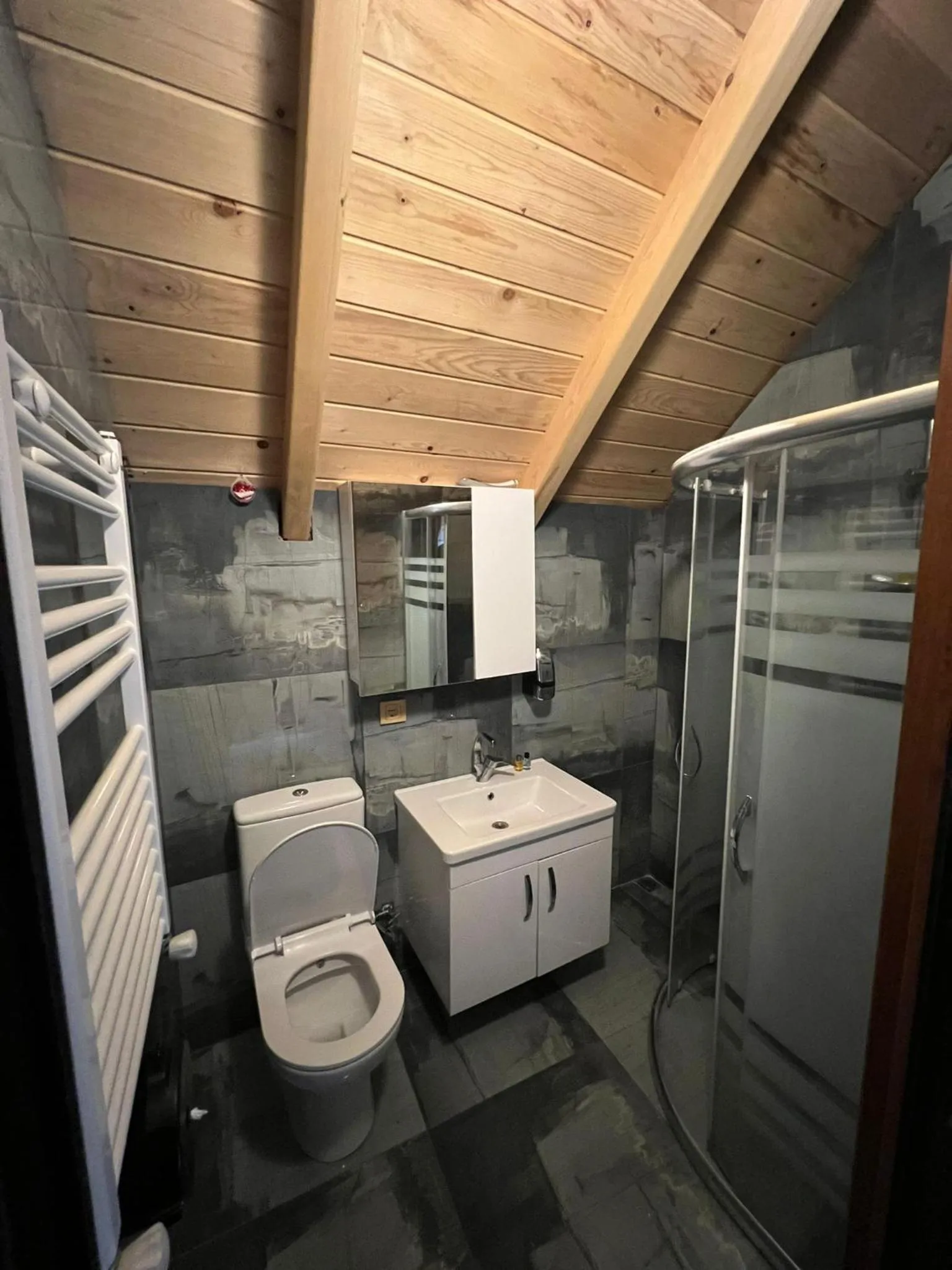 Peruma otel bungalov