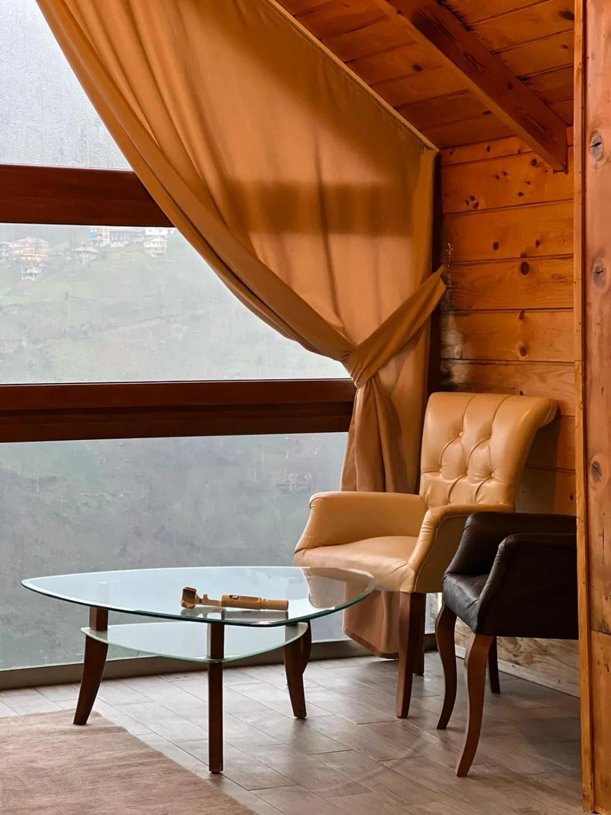 Seating area in Peruma otel bungalov