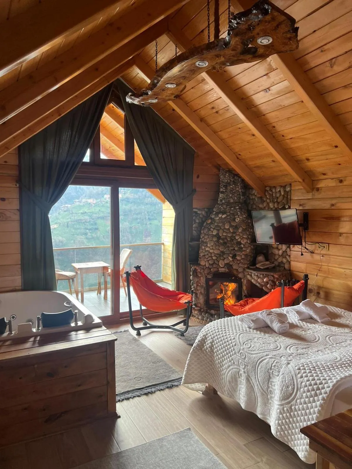 Bed in Peruma otel bungalov