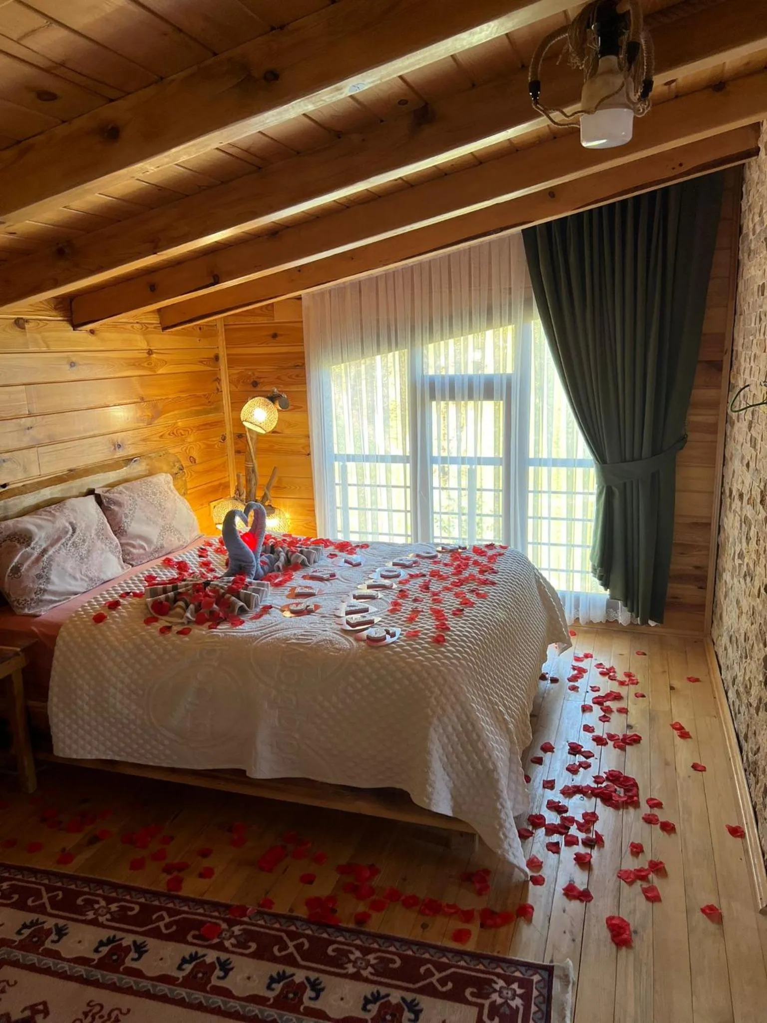 Bed in Peruma otel bungalov