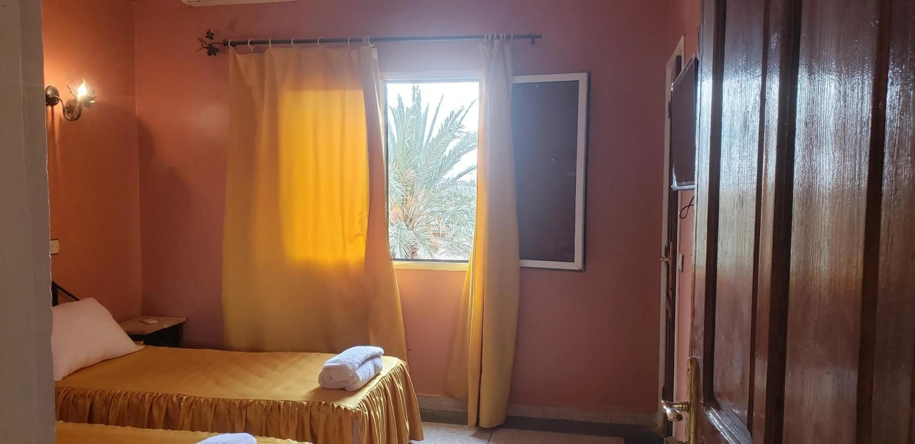 Garden view in Hôtel Ziad