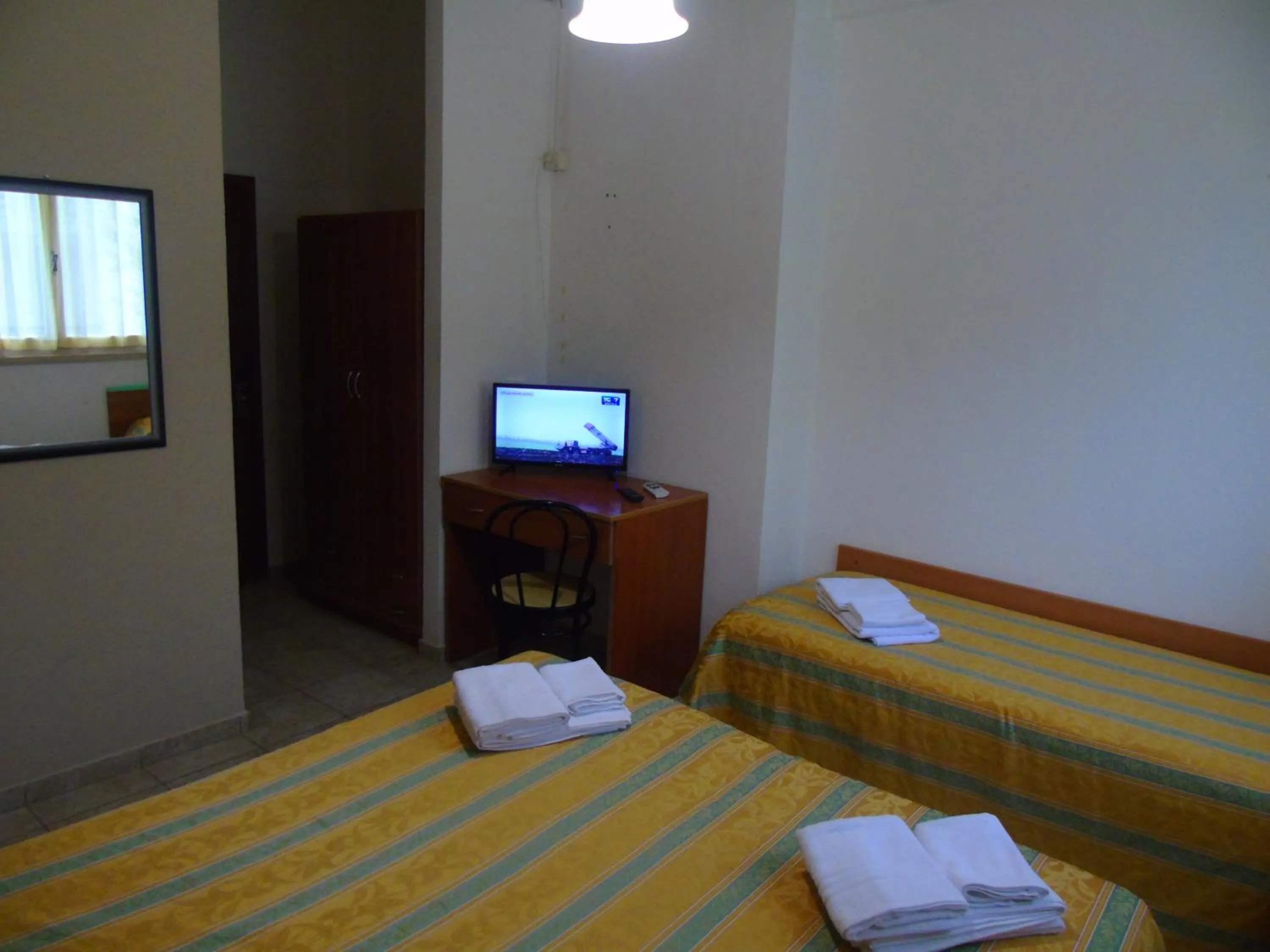 Bed in Hotel Zeus Lido di Classe Room Only