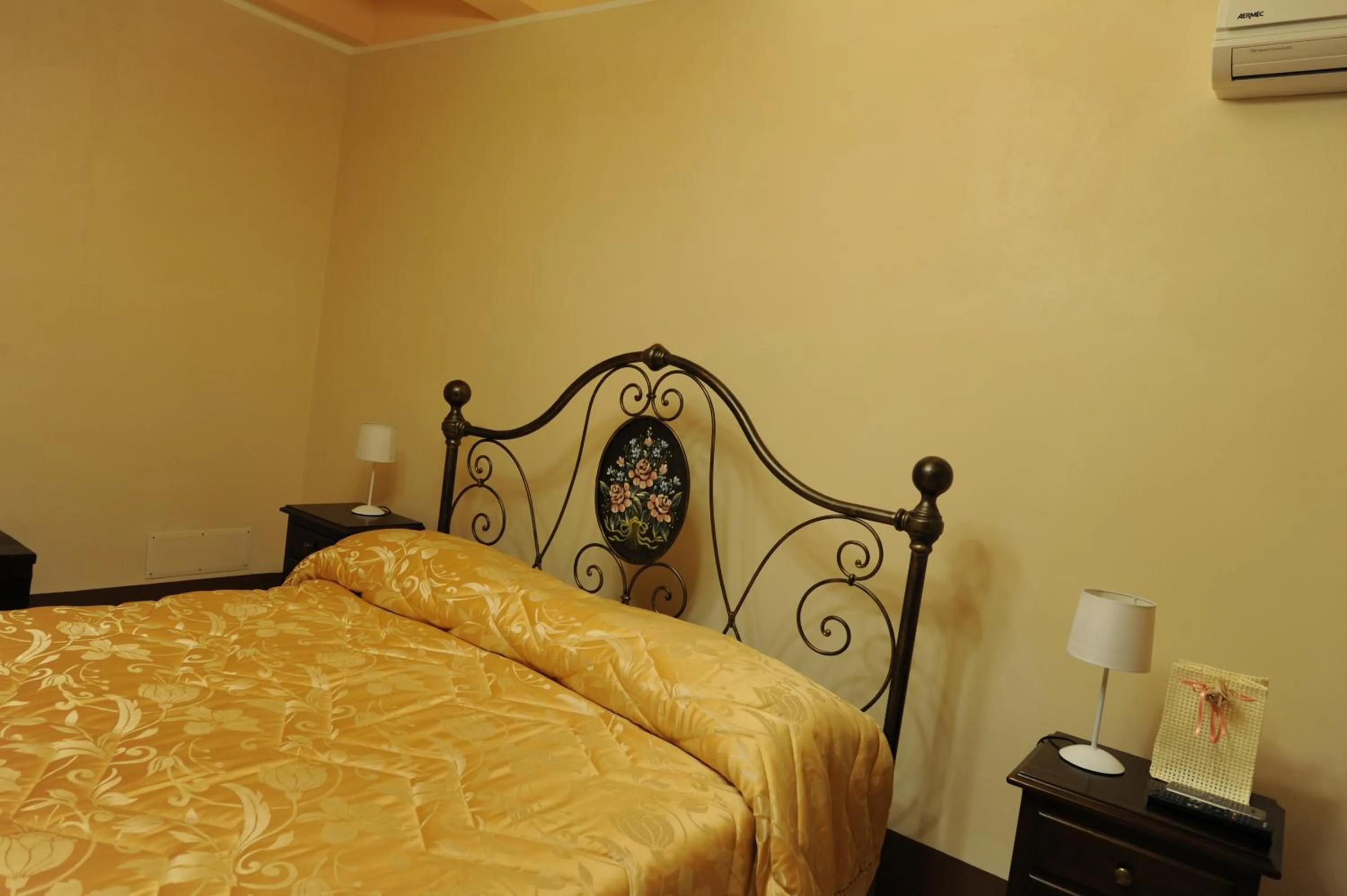 Bedroom in B&B Palazzo Mantegna