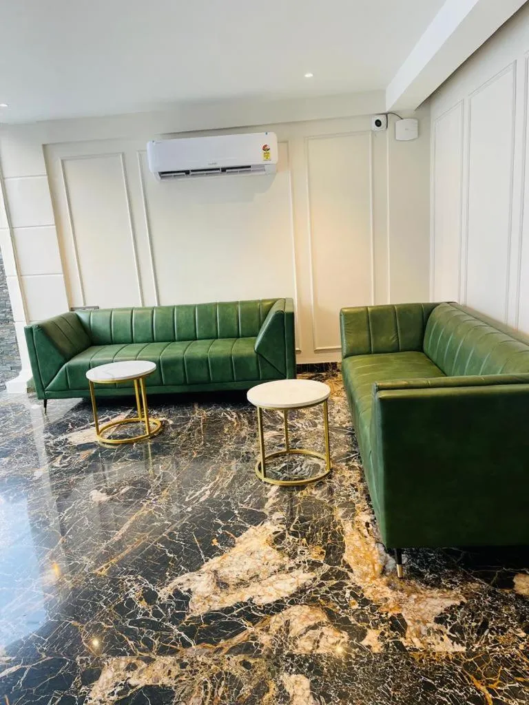 Lounge or bar in Hotel Emora Tree