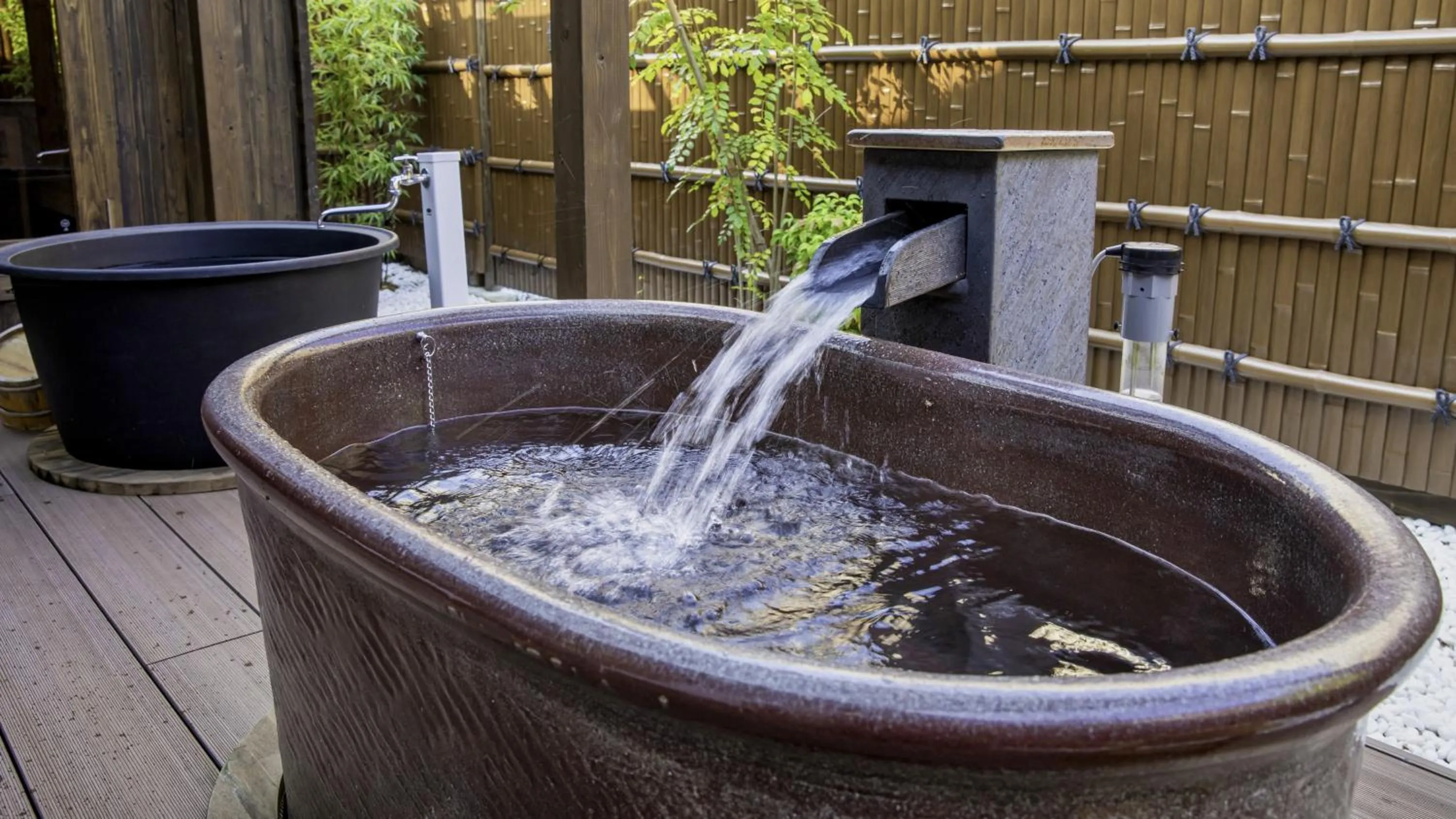 Hanare no yado Kamigakure