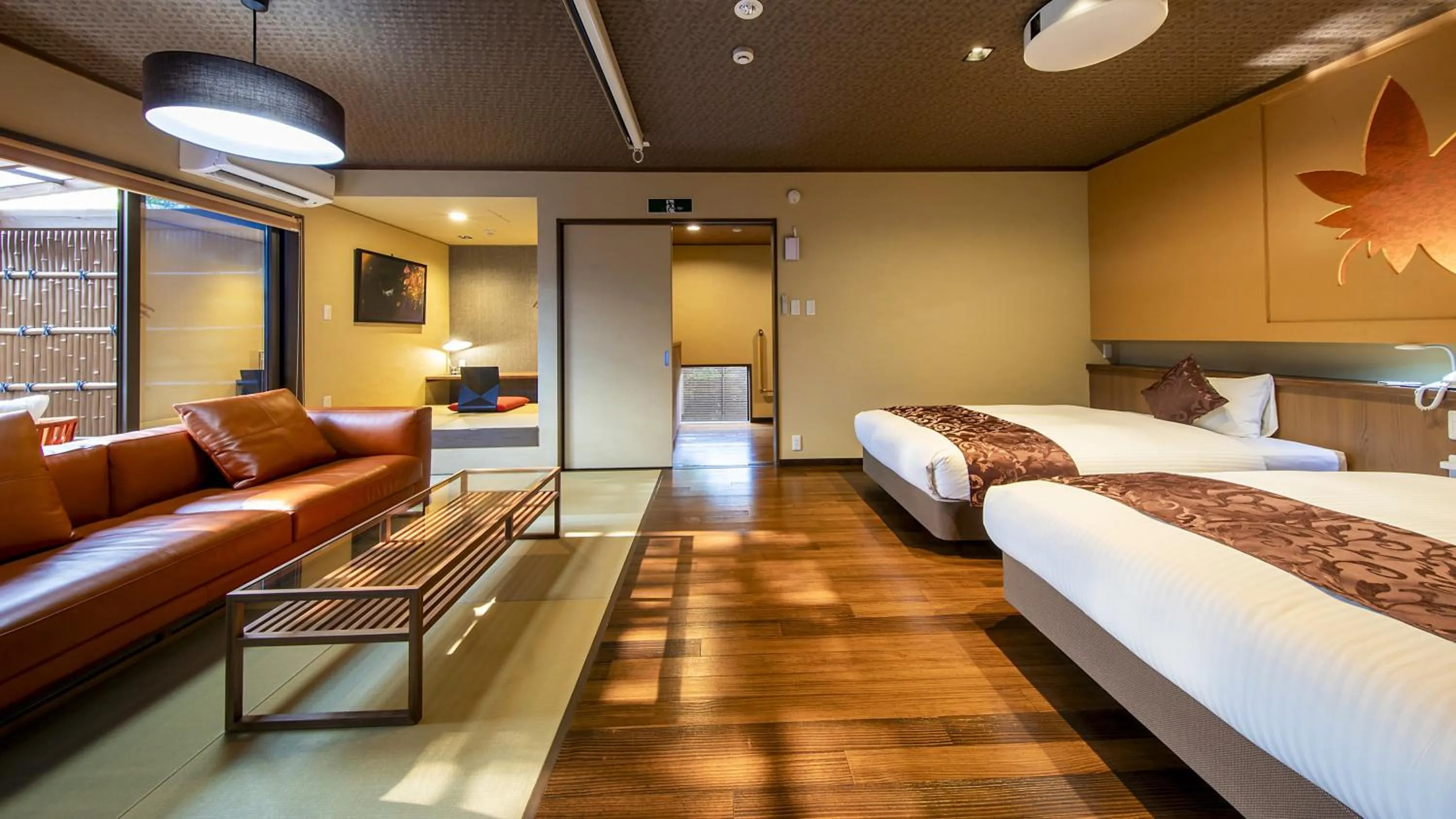 Bed in Hanare no yado Kamigakure