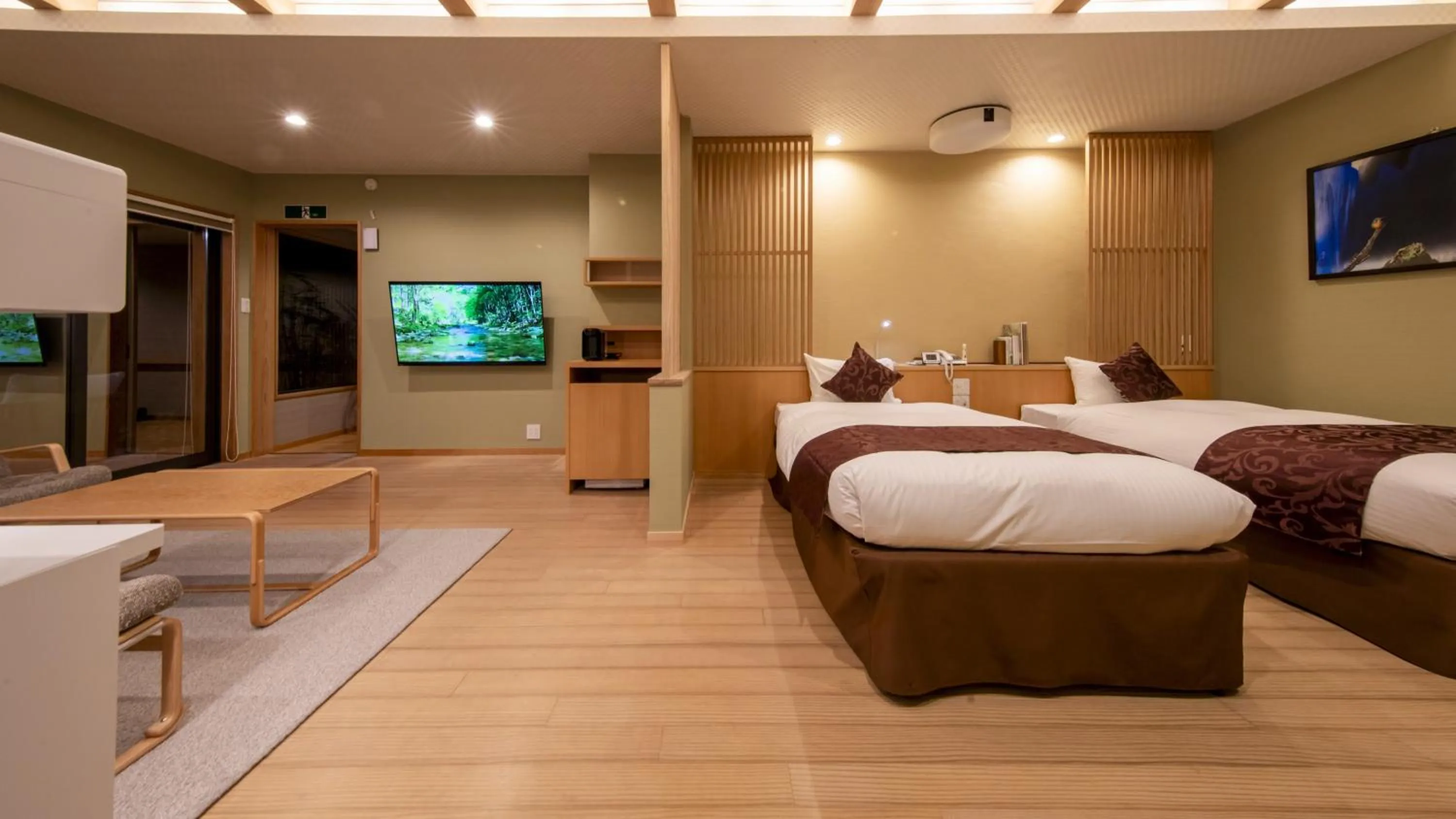 Bed in Hanare no yado Kamigakure