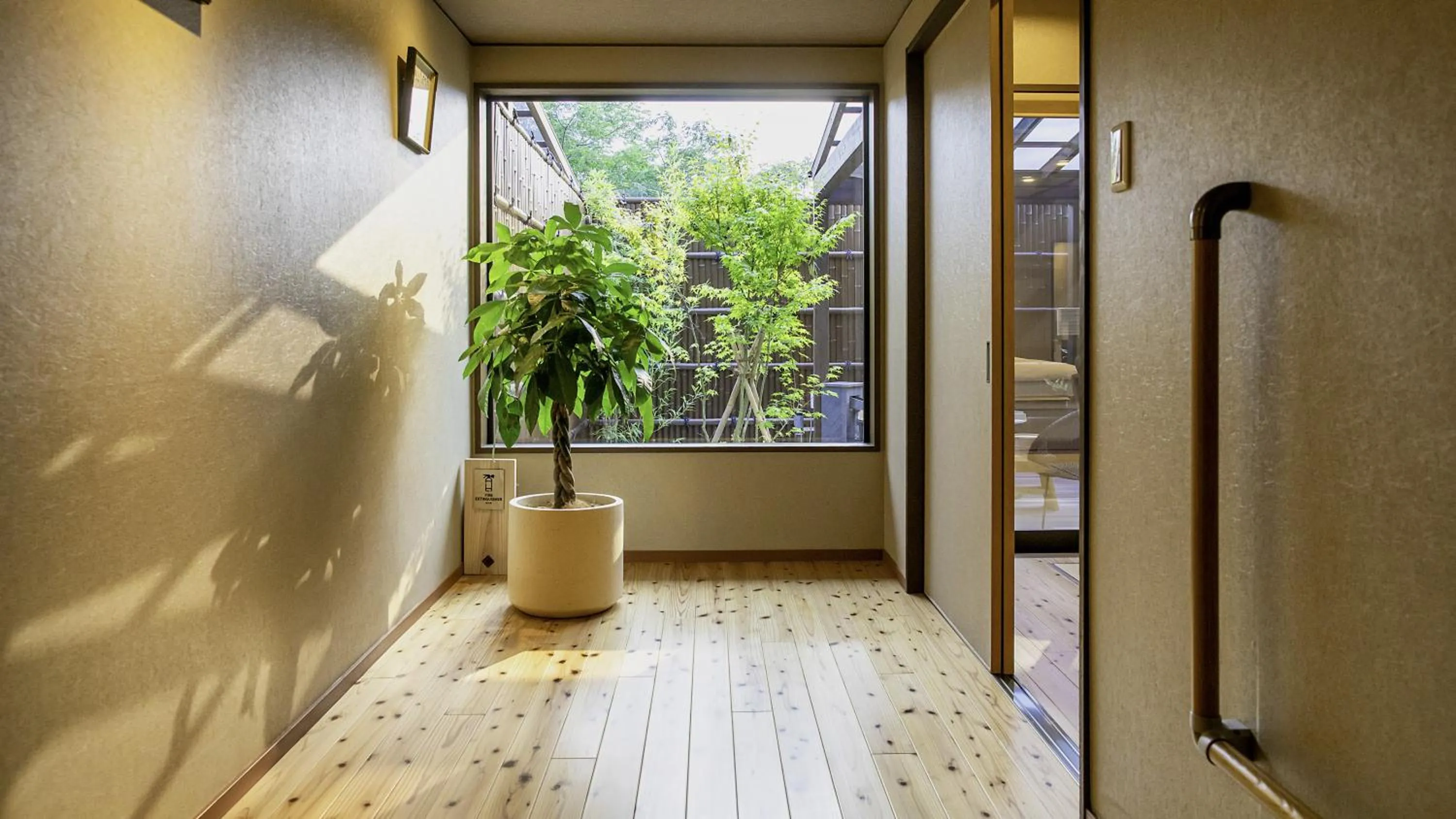 Hanare no yado Kamigakure