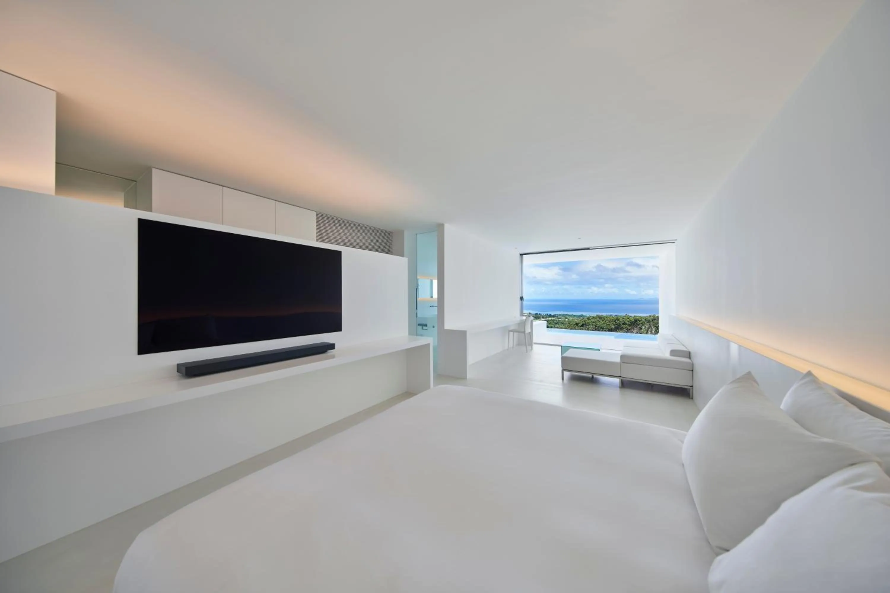 TV and multimedia, Bed in EMIL NAKIJIN