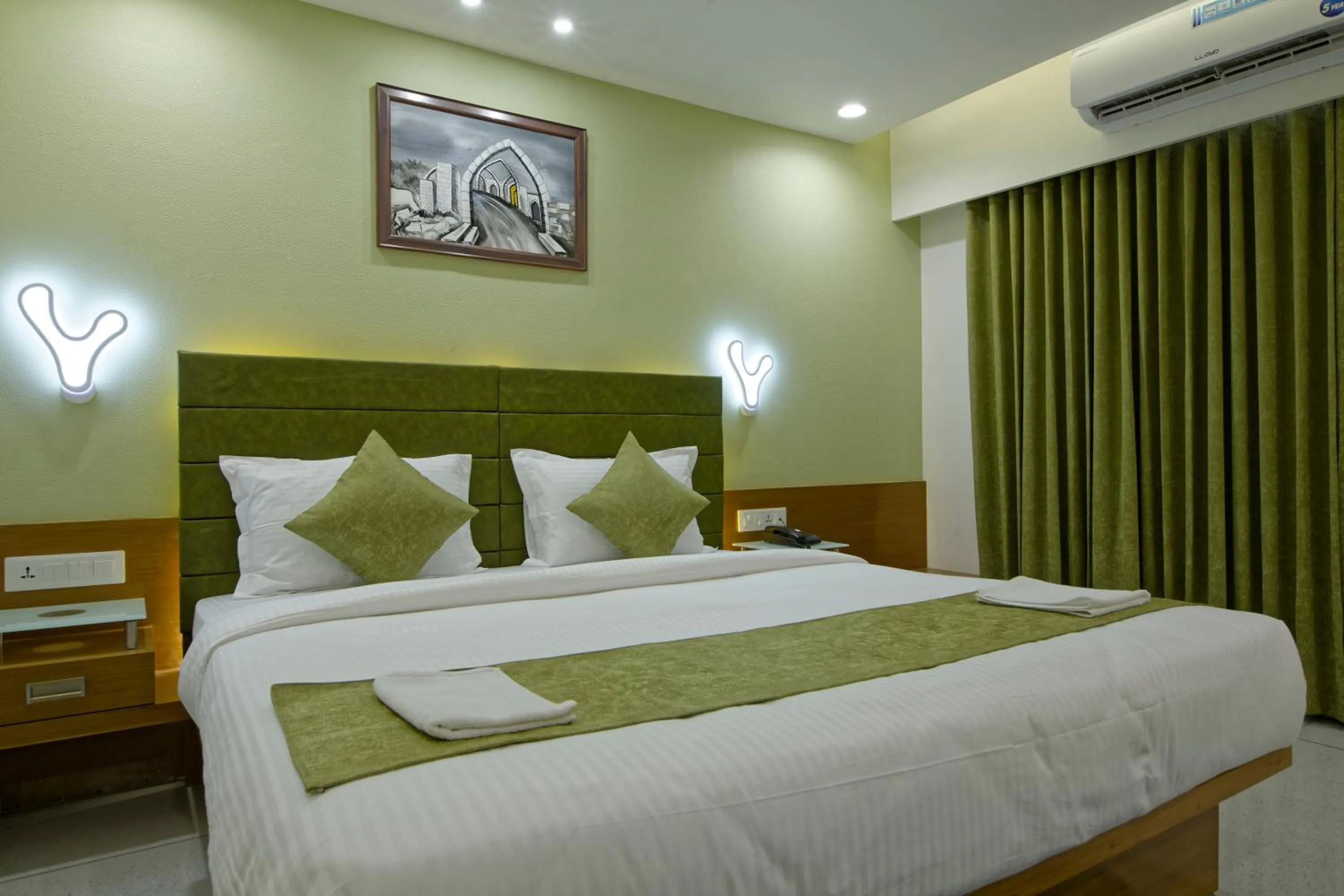 Bed in HOTEL AURELLIA