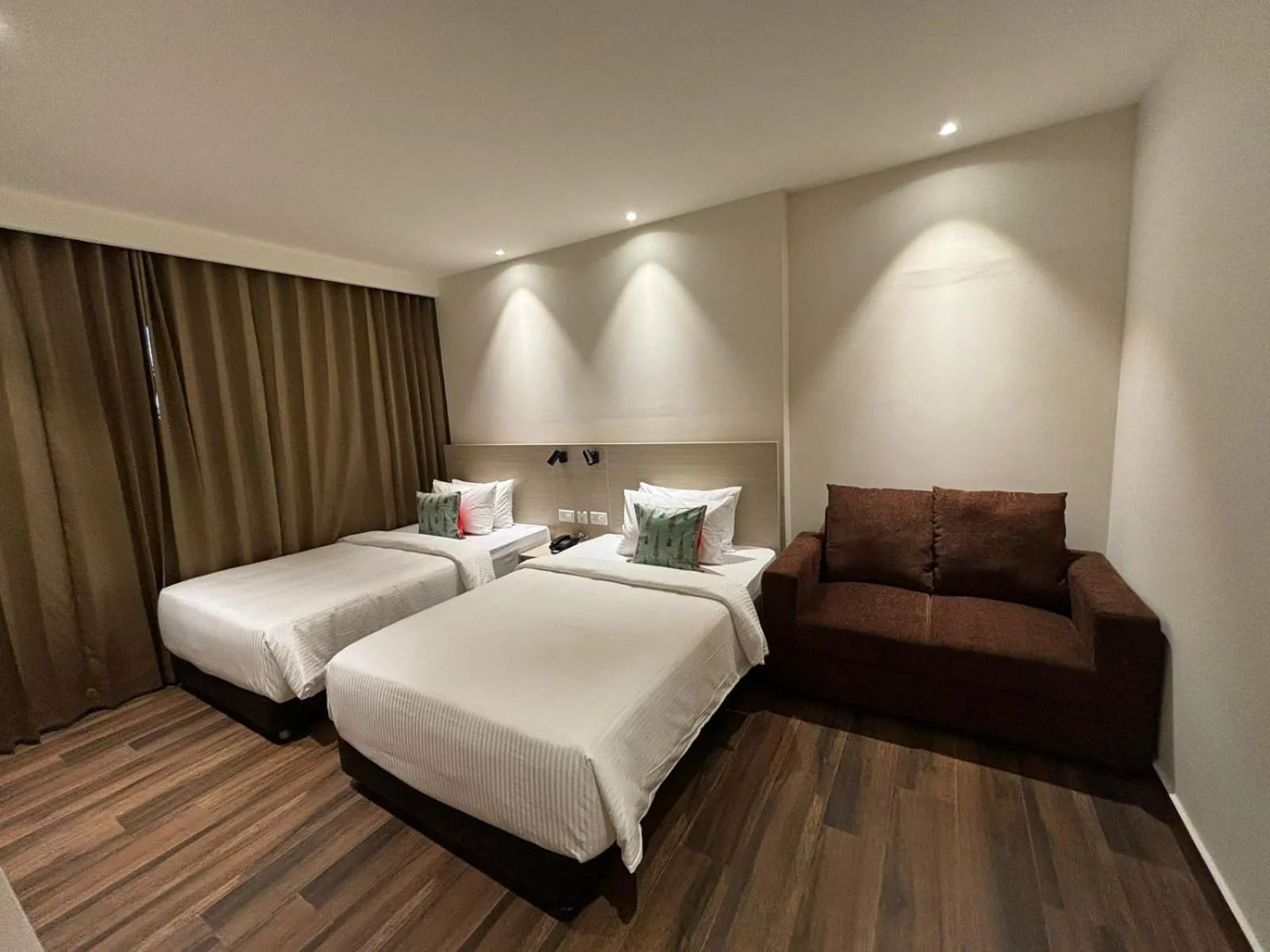 Bedroom, Bed in PRESIDENCY AIRPORT HOTEL