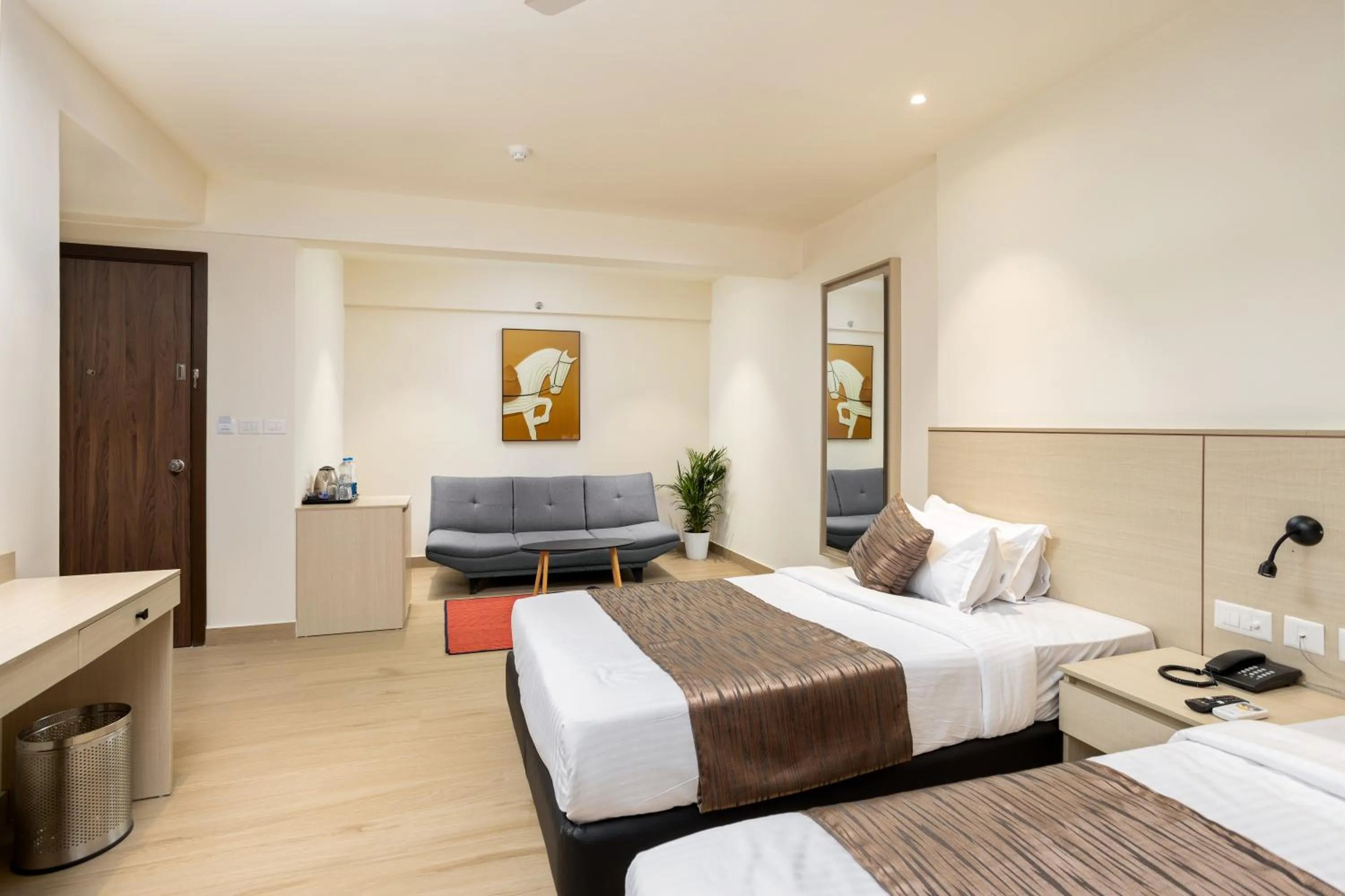 Bedroom, Bed in PRESIDENCY AIRPORT HOTEL