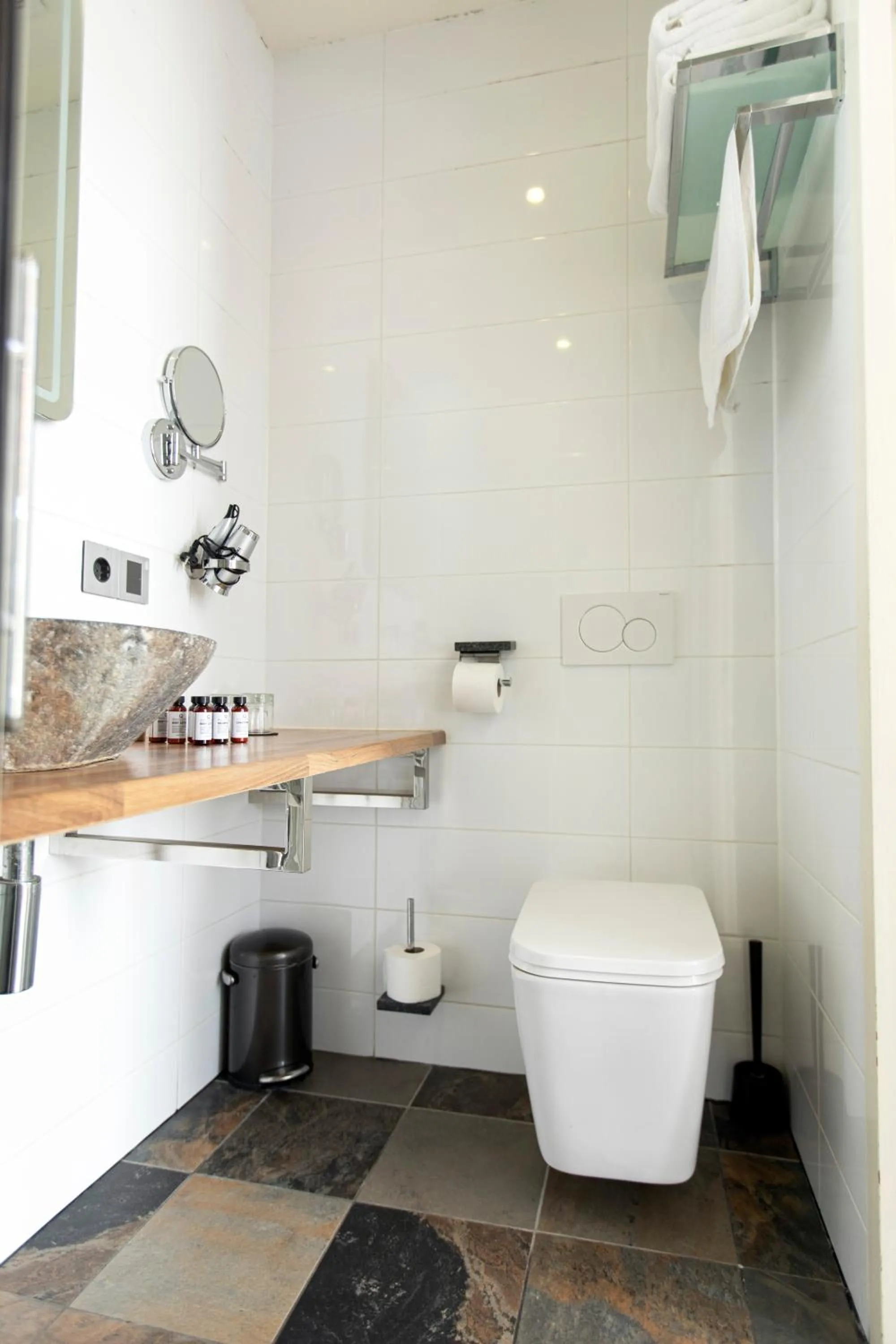 Bathroom in Quentin Amsterdam Hotel