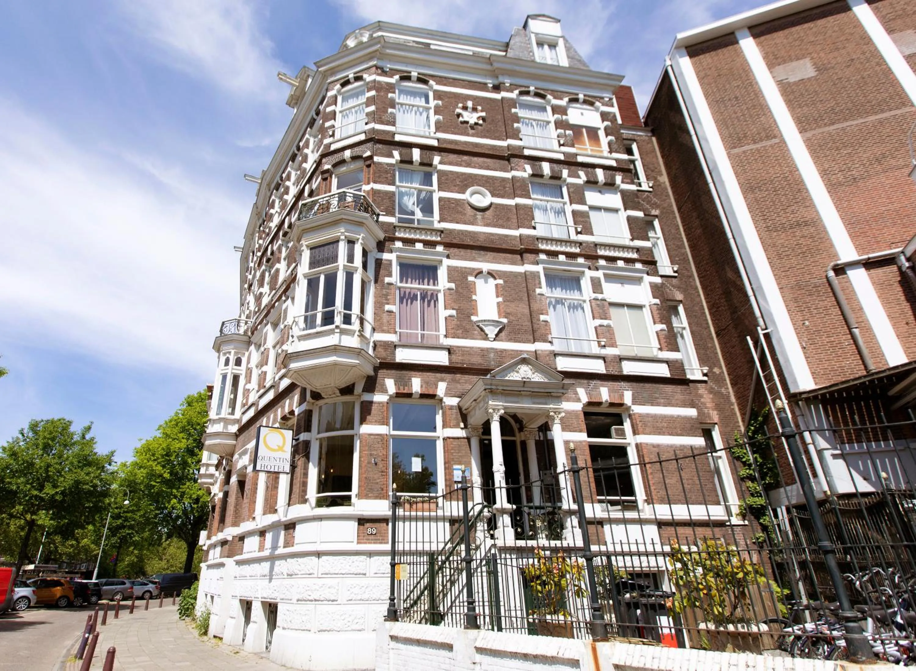 Property building in Quentin Amsterdam Hotel