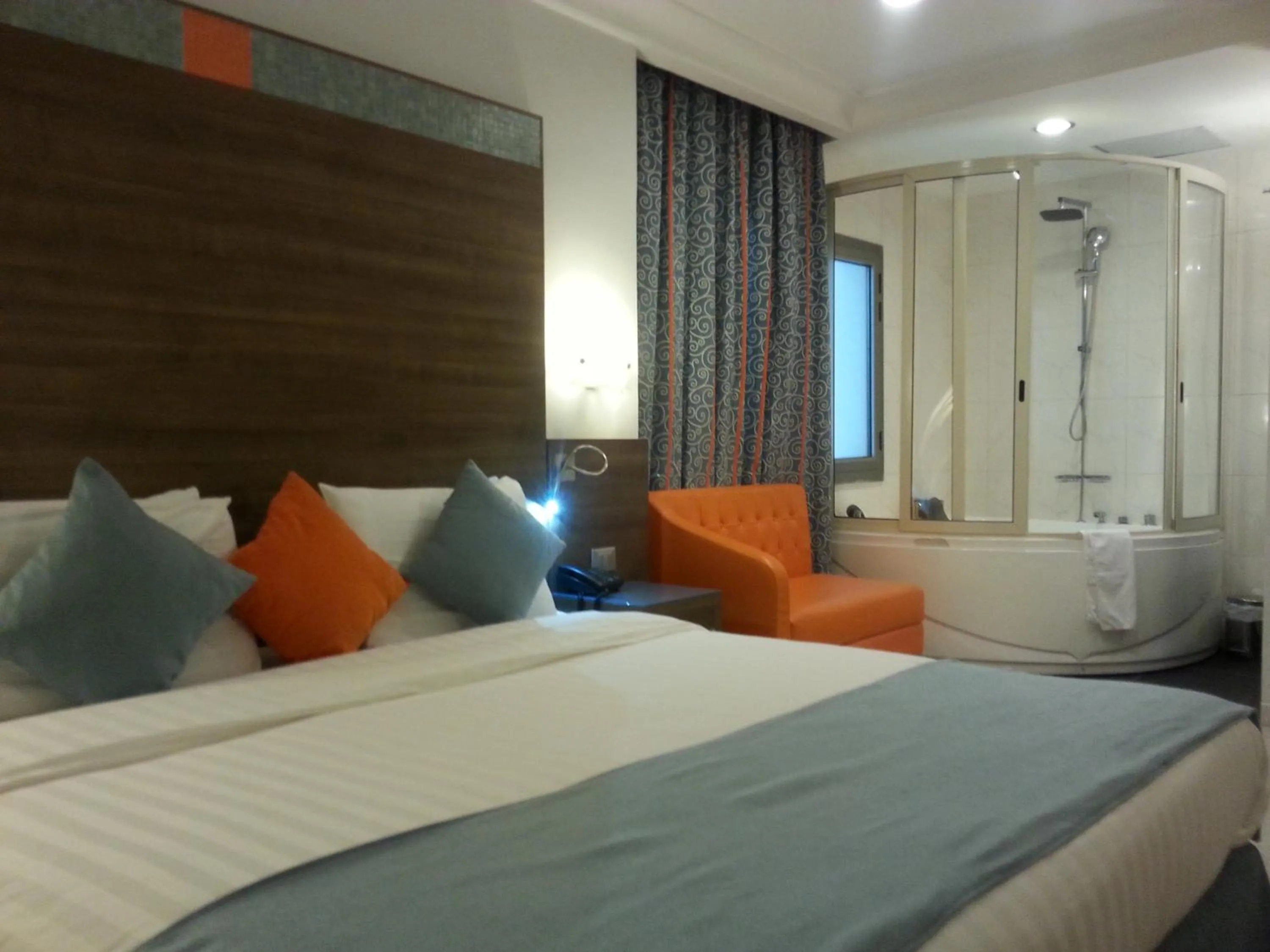 Photo of the whole room in Benin Royal Hotel