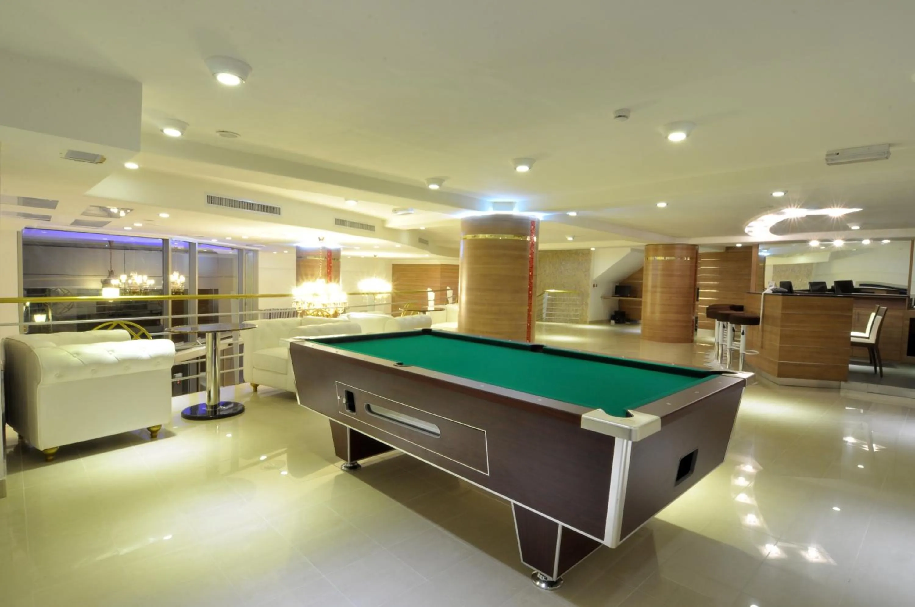 Billiard in Benin Royal Hotel