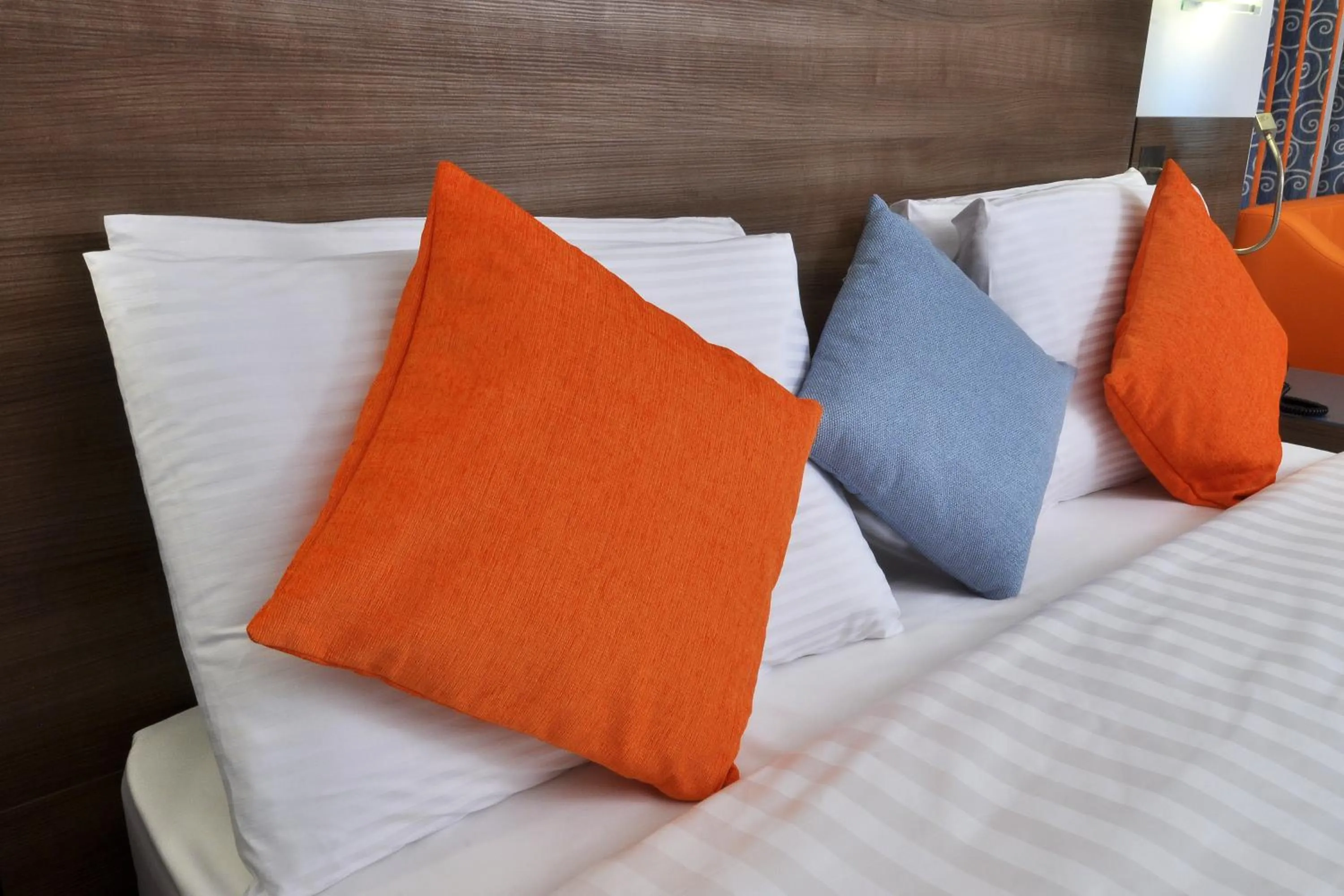 Bedroom in Benin Royal Hotel