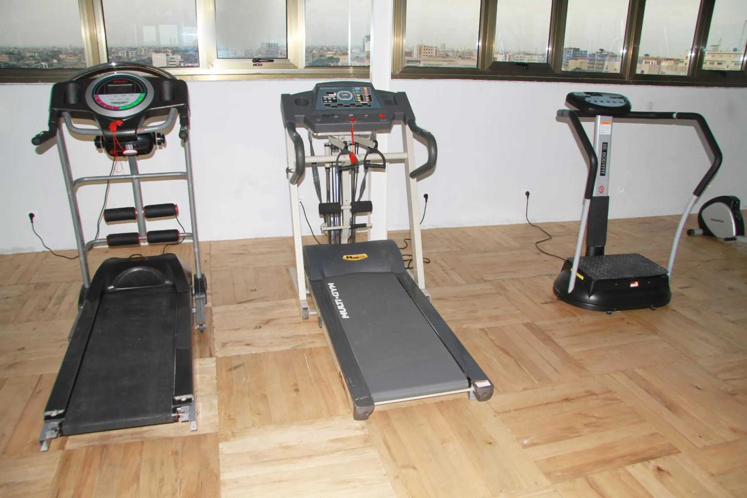 Fitness centre/facilities in Benin Royal Hotel