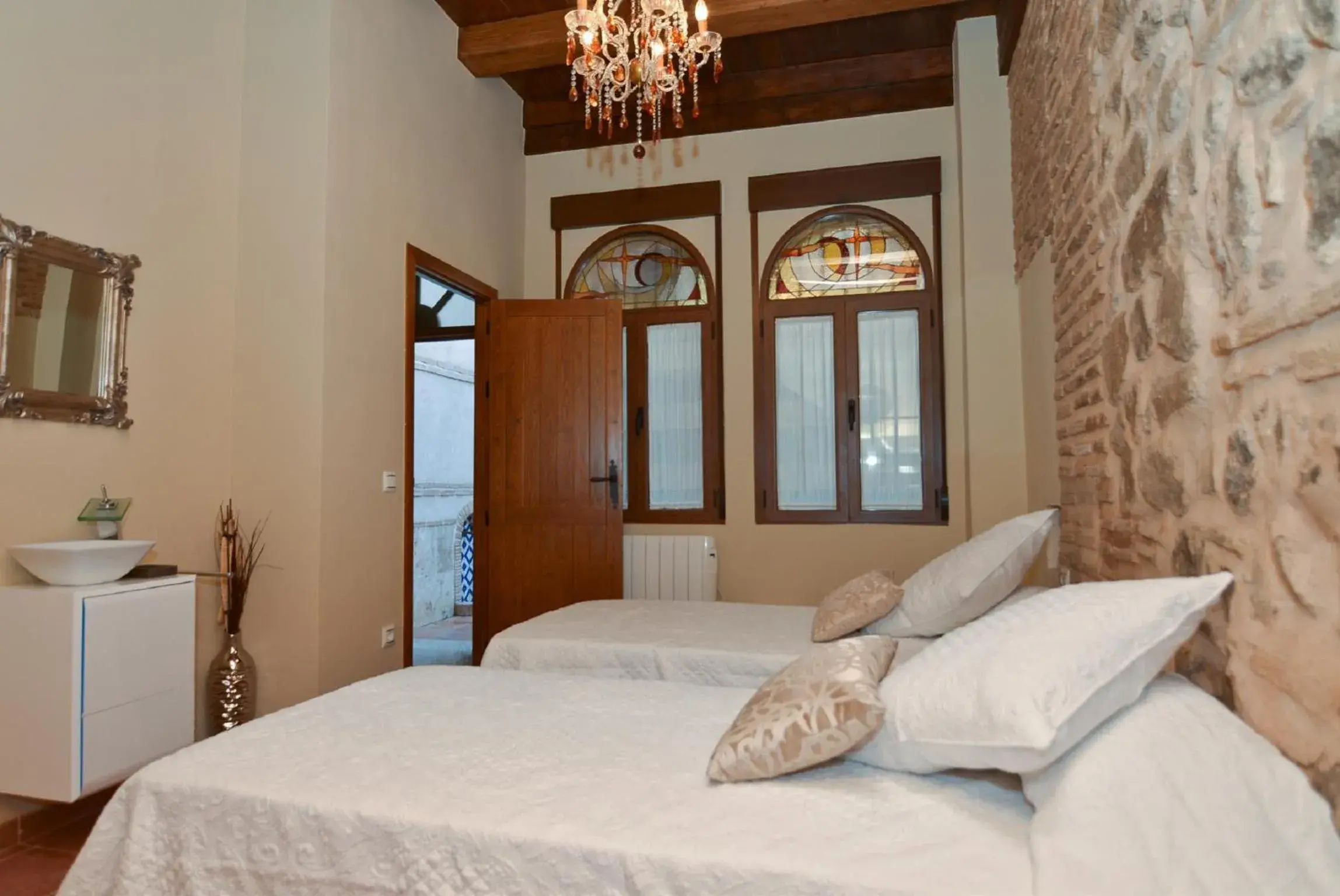Apartamentos La Casa Del Grial Apartamentos La Casa Del Grial