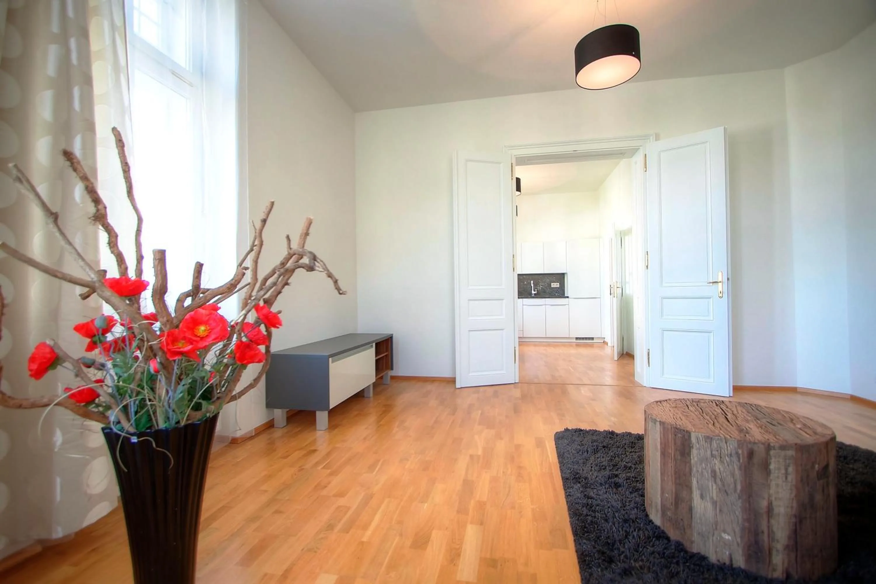 Decorative detail in Bishop Apartments