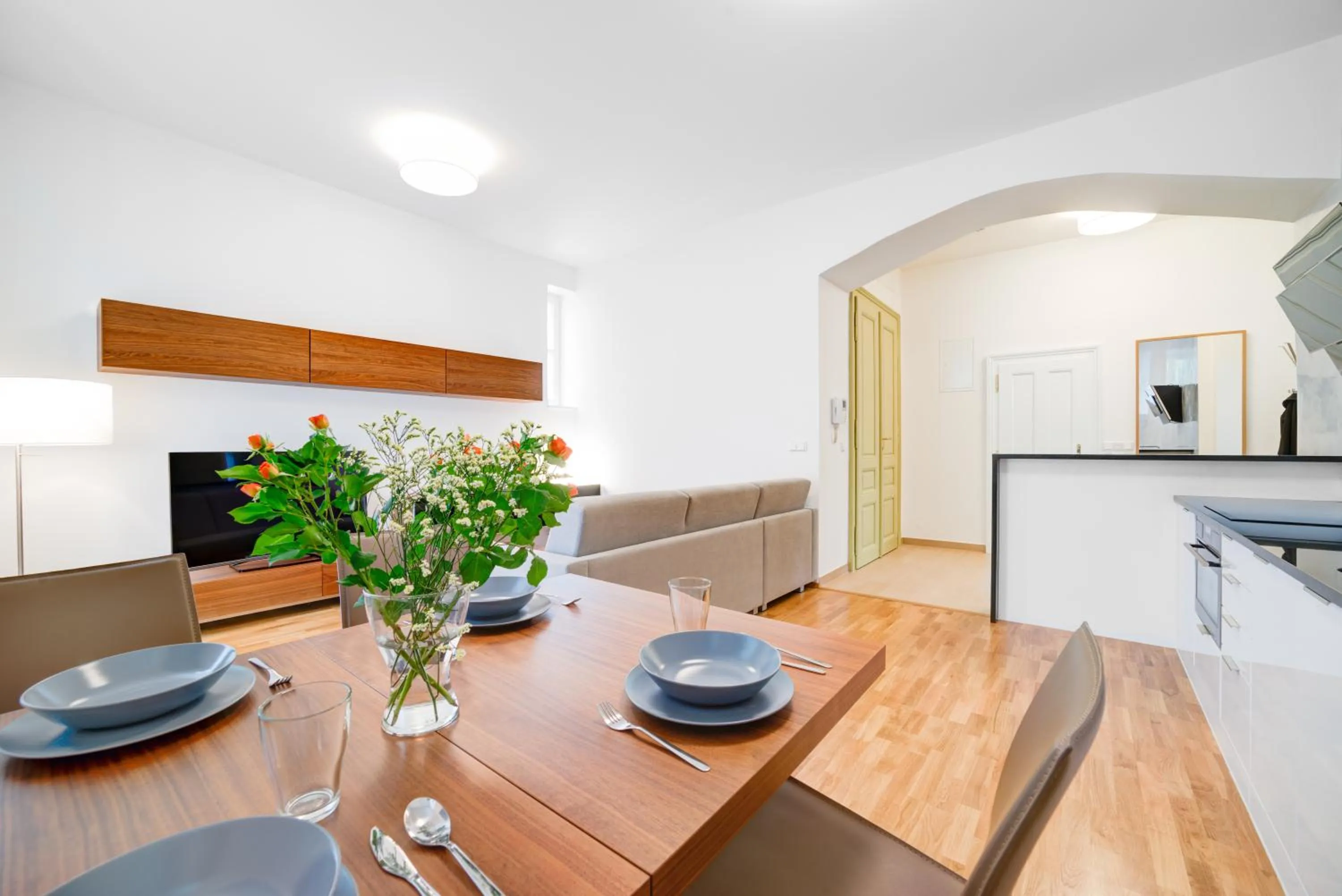 Dining area in Bishop Apartments