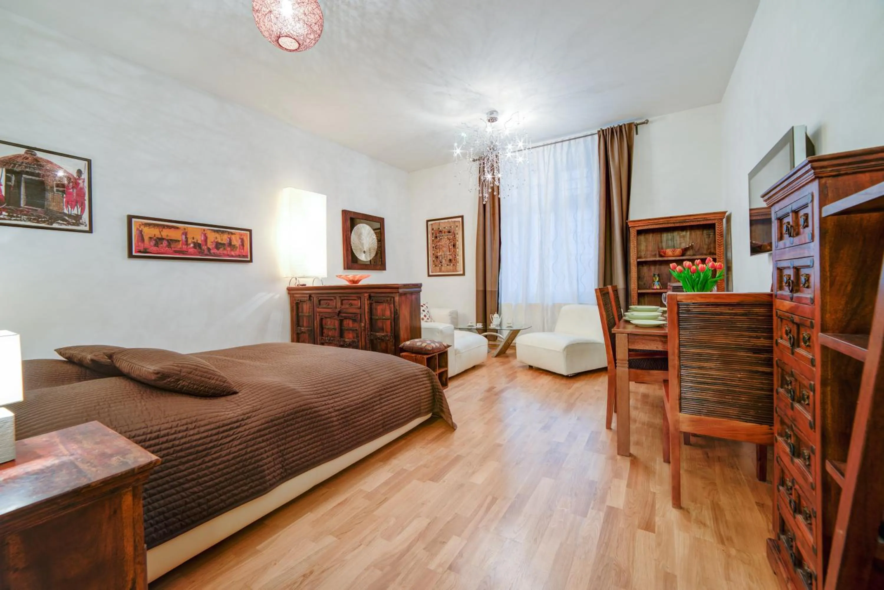 Bed in Bishop Apartments