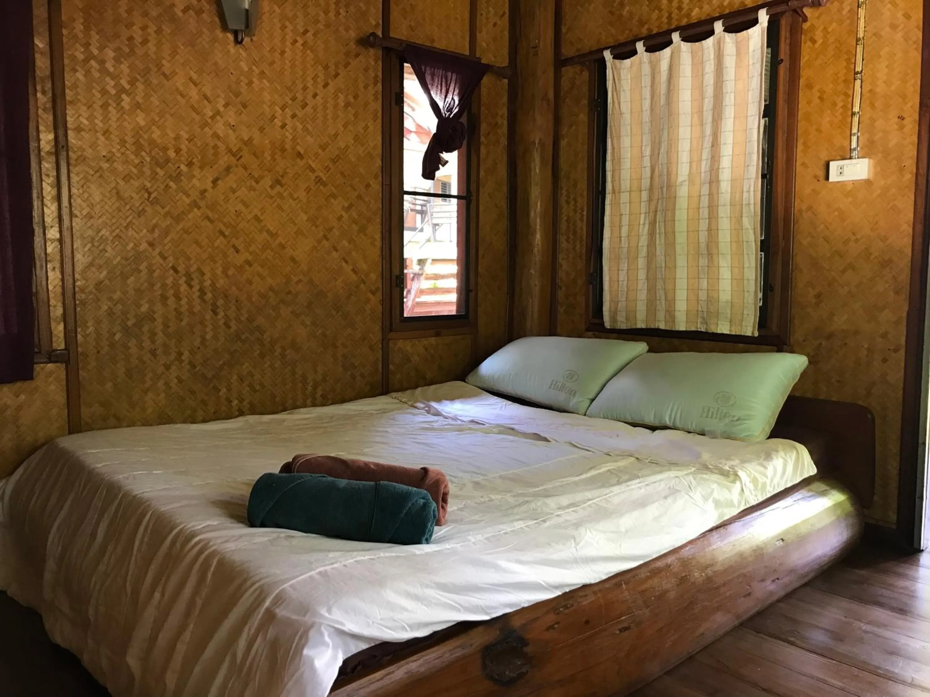 Baan Wisarut Guesthouse