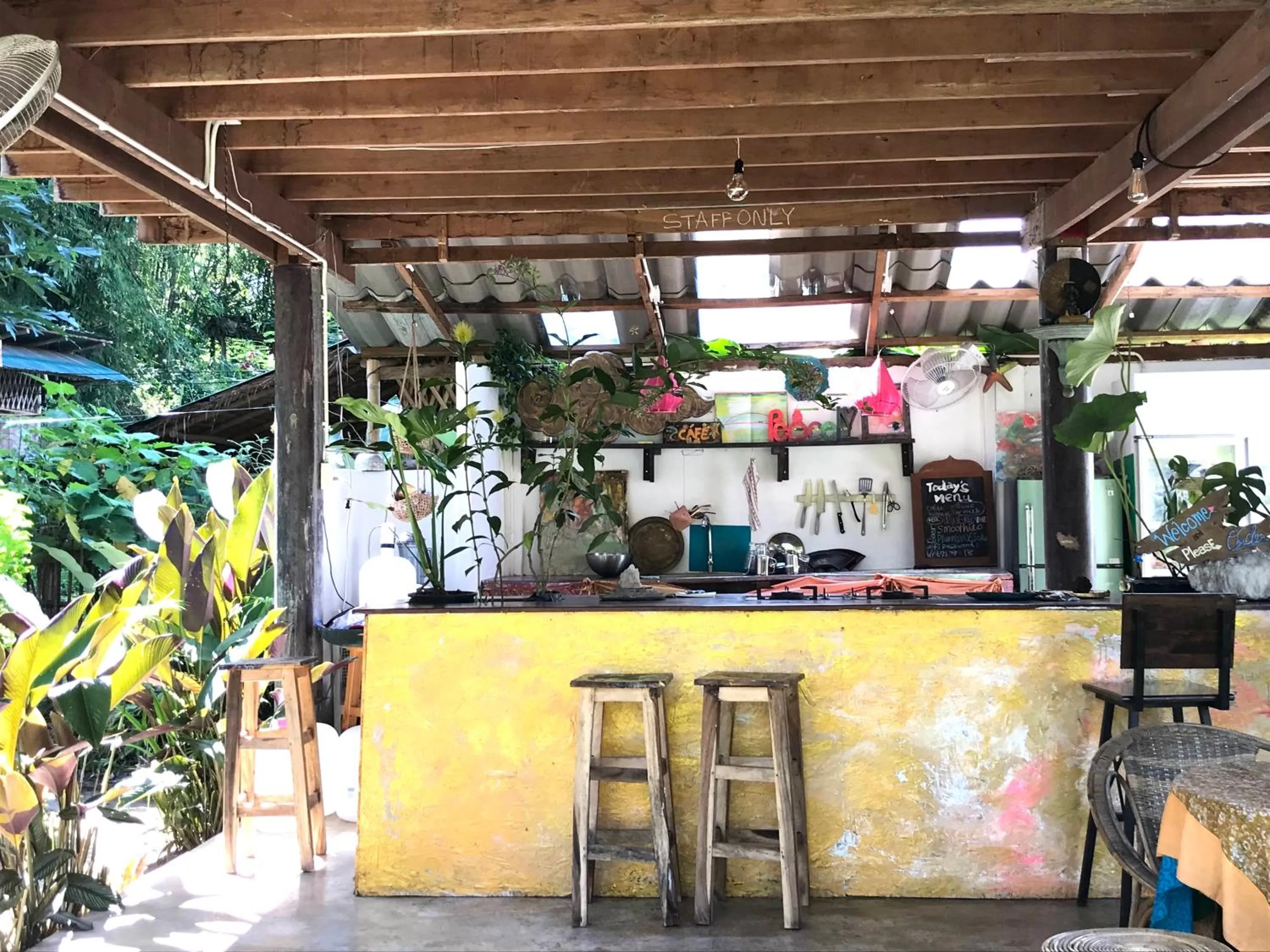 Baan Wisarut Guesthouse