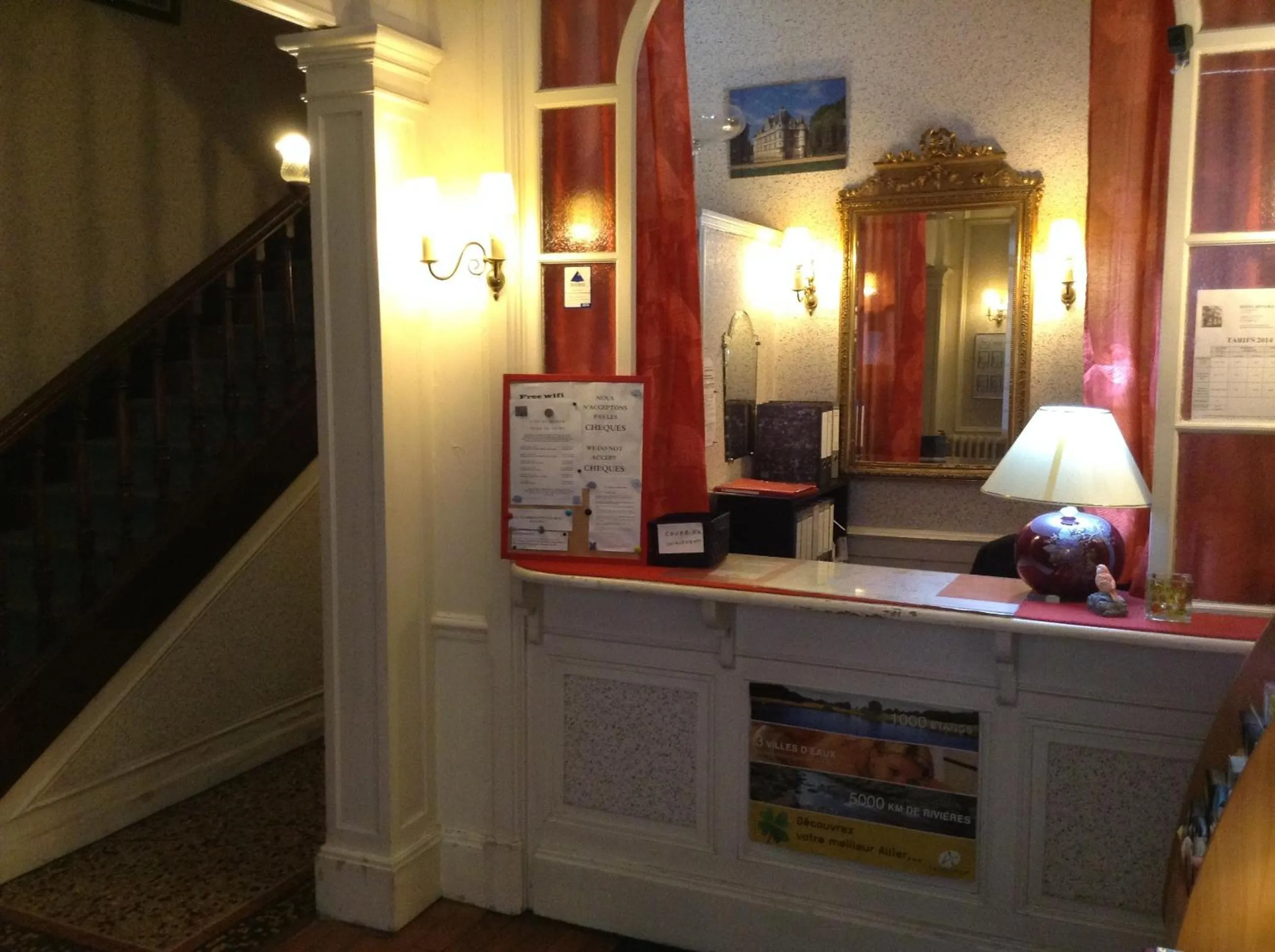 Lobby or reception in Hôtel Riviera