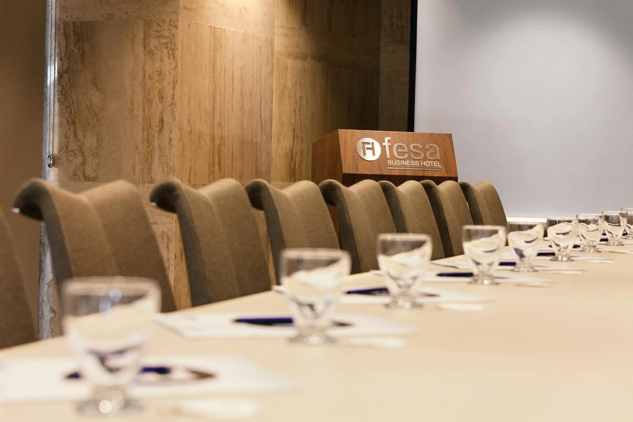 Meeting/conference room in Fesa Business Hotel