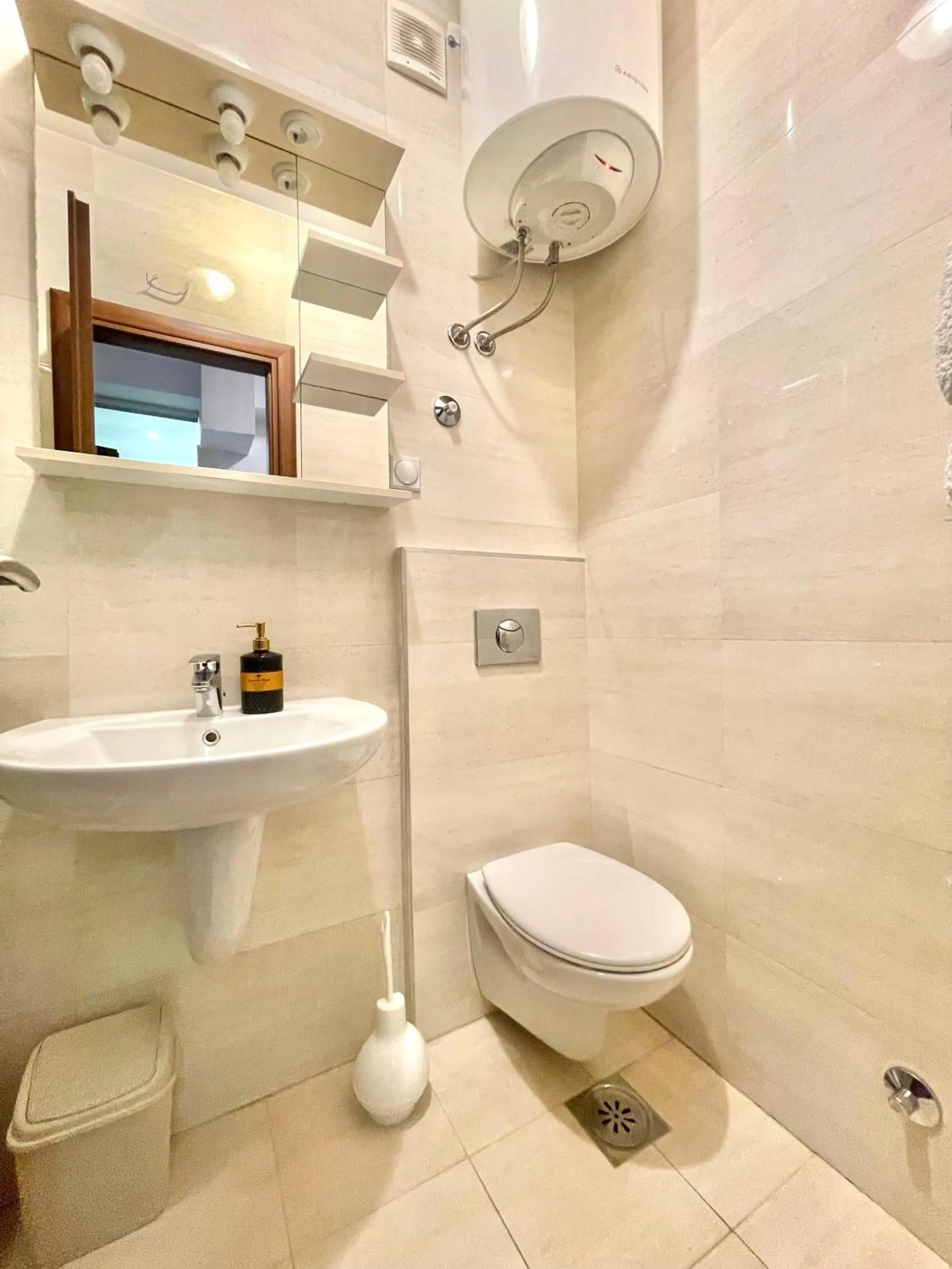 Bathroom in Comfort Apartments Aleksic