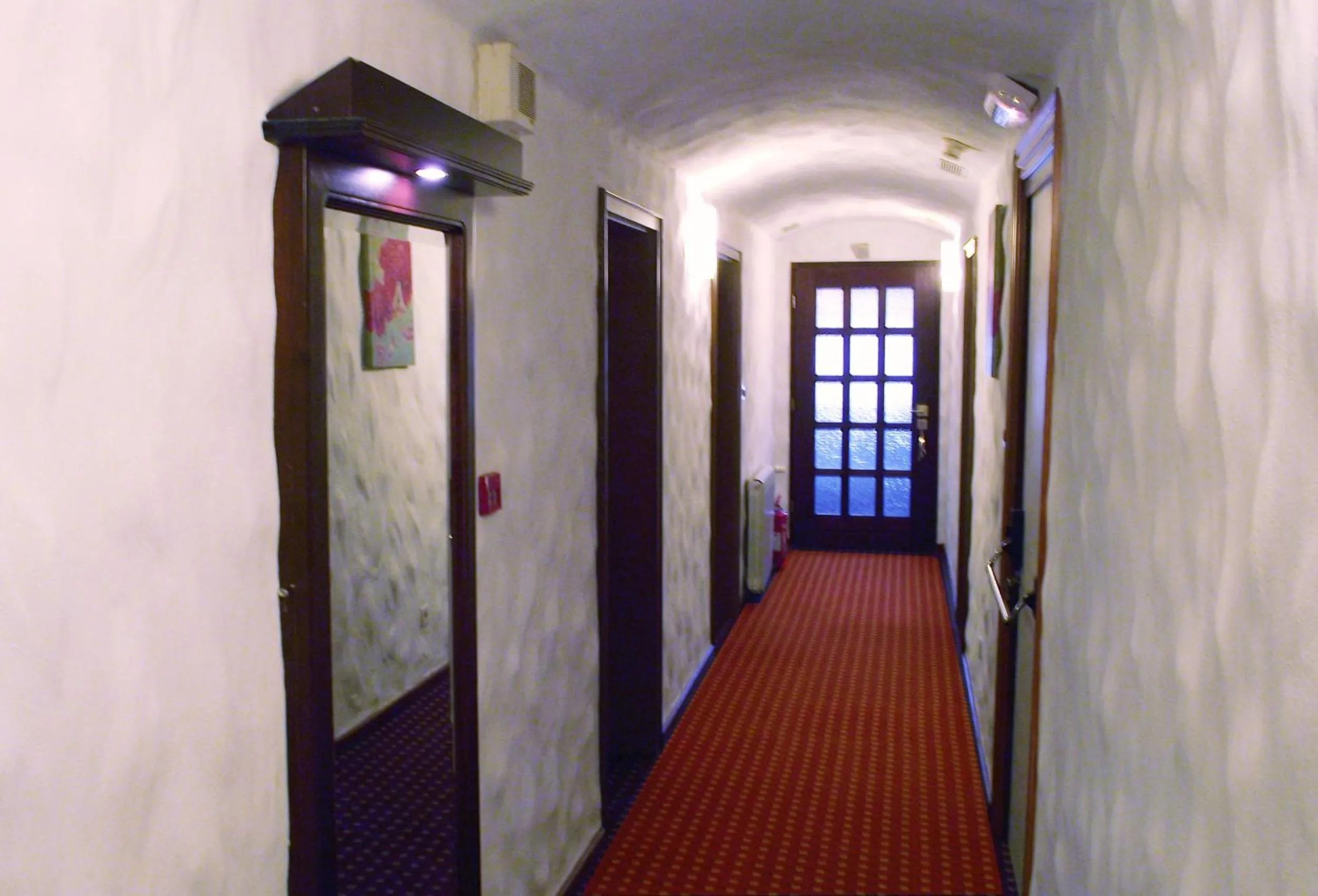 Area and facilities in Hotel Restaurant Cristal