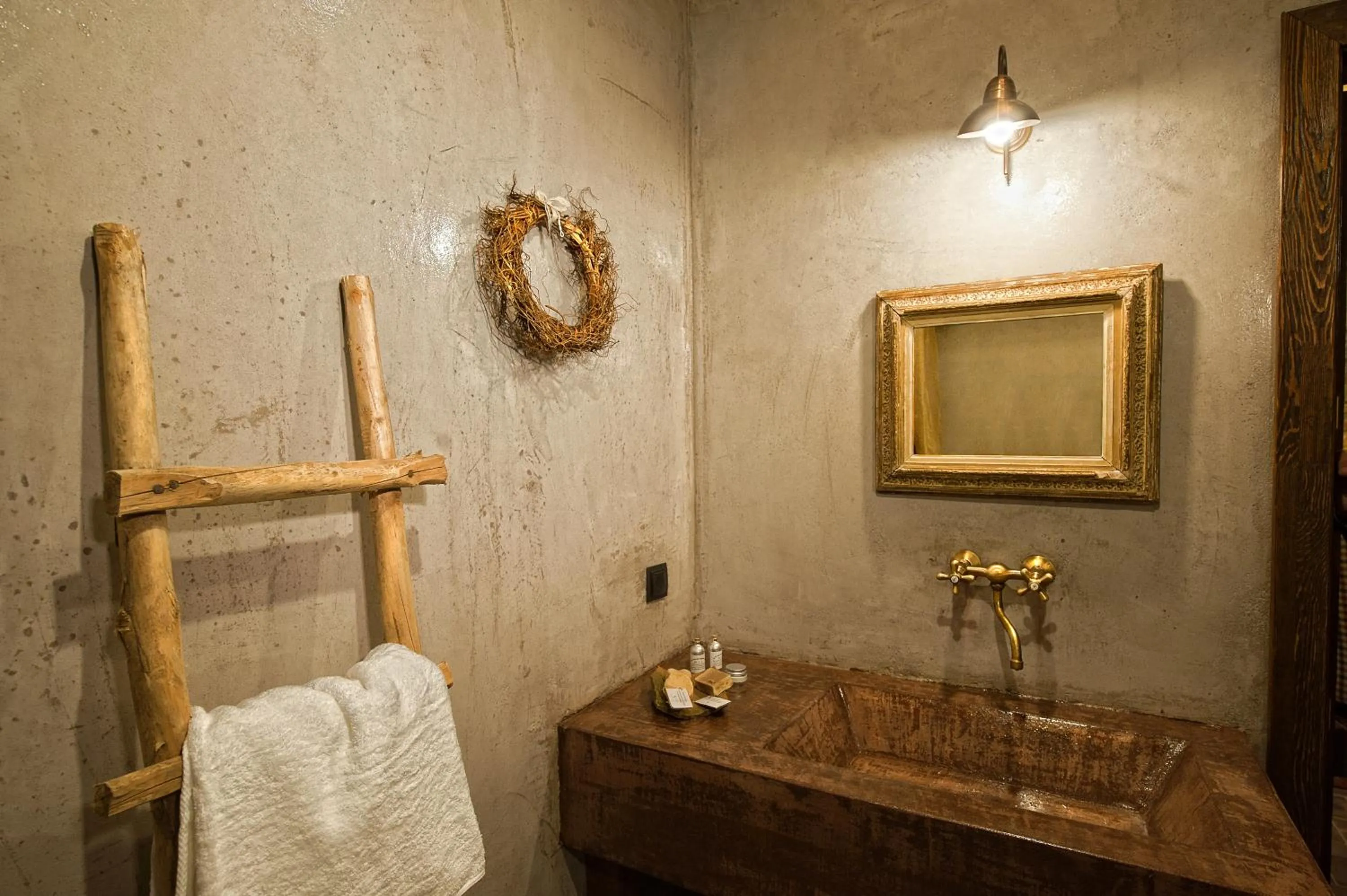 Bathroom in Montanema Handmade Village