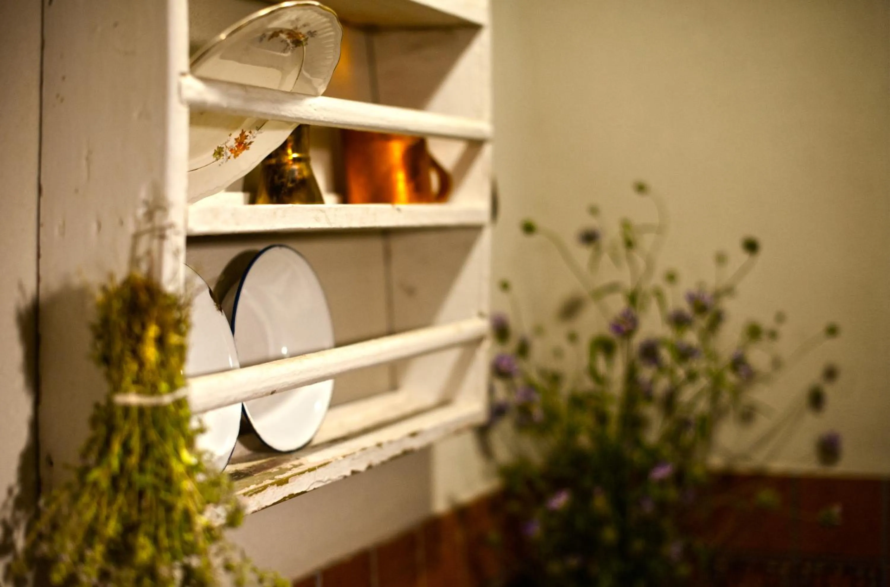 Kitchen or kitchenette in Montanema Handmade Village