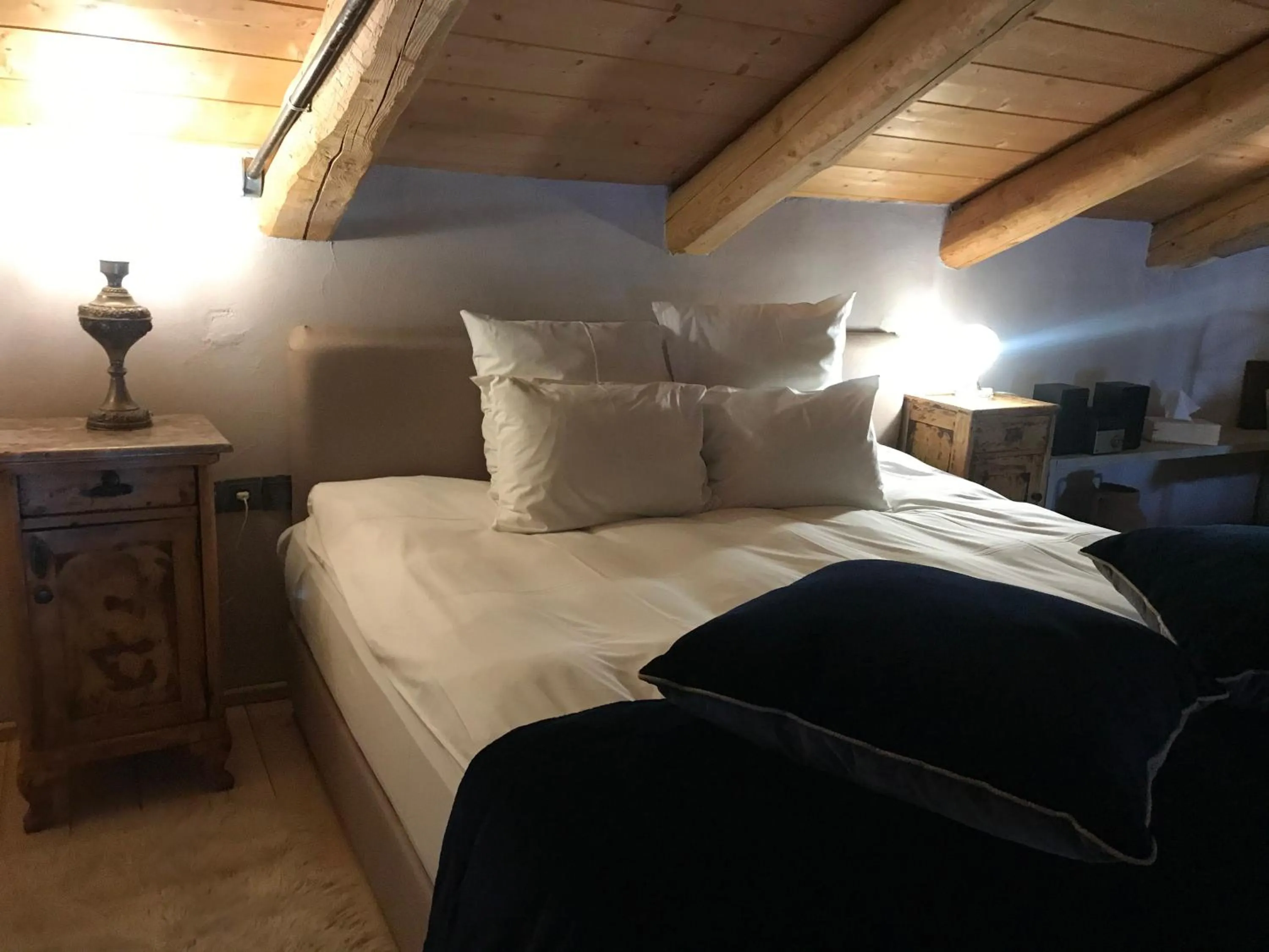 Bed in Montanema Handmade Village