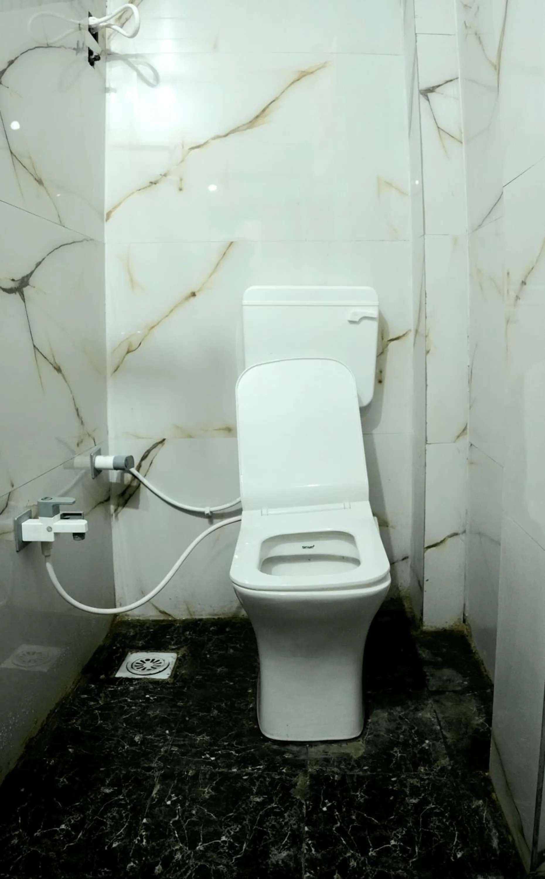 Toilet in Hotel Ganraj