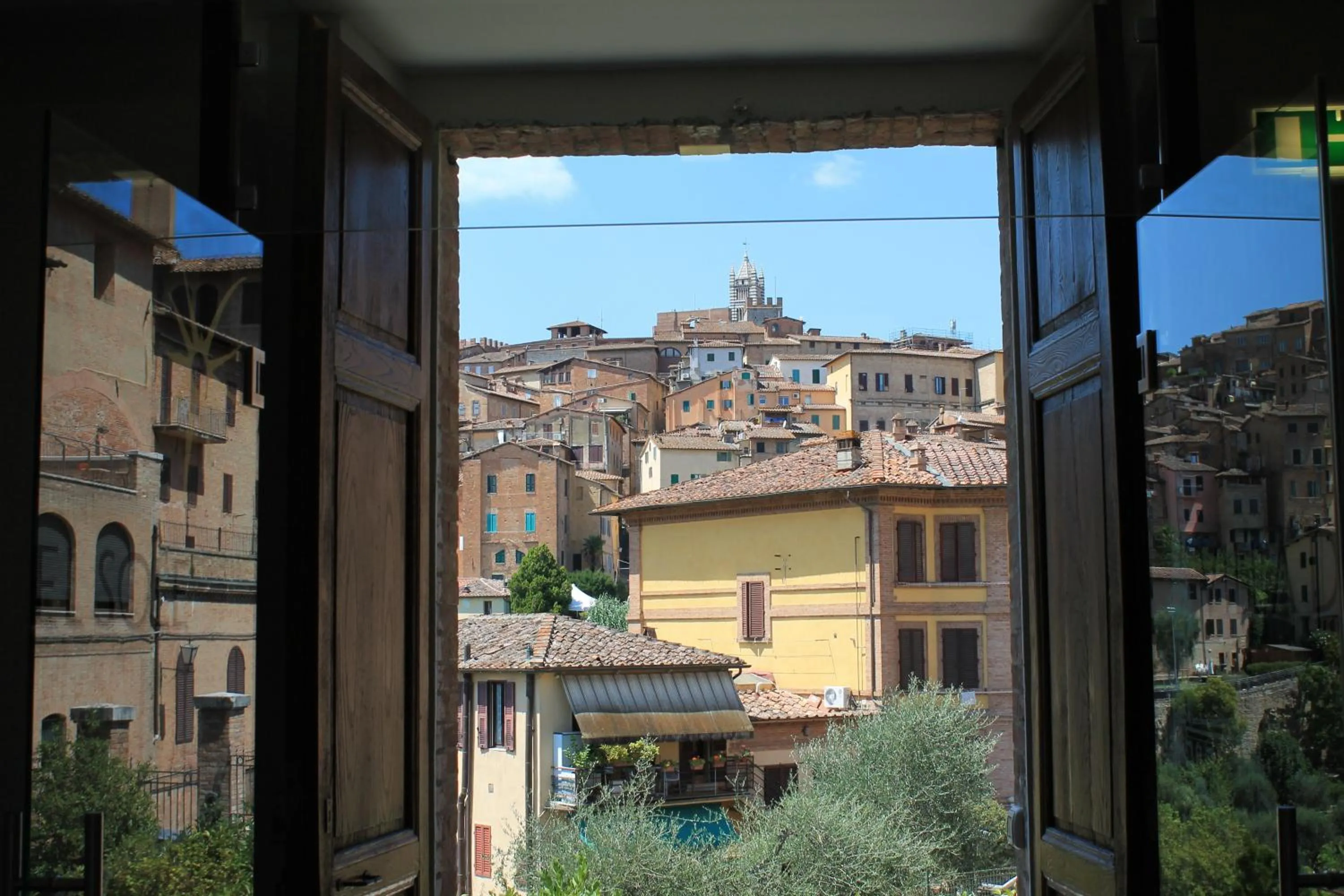 Property building in Villa del Sole Siena