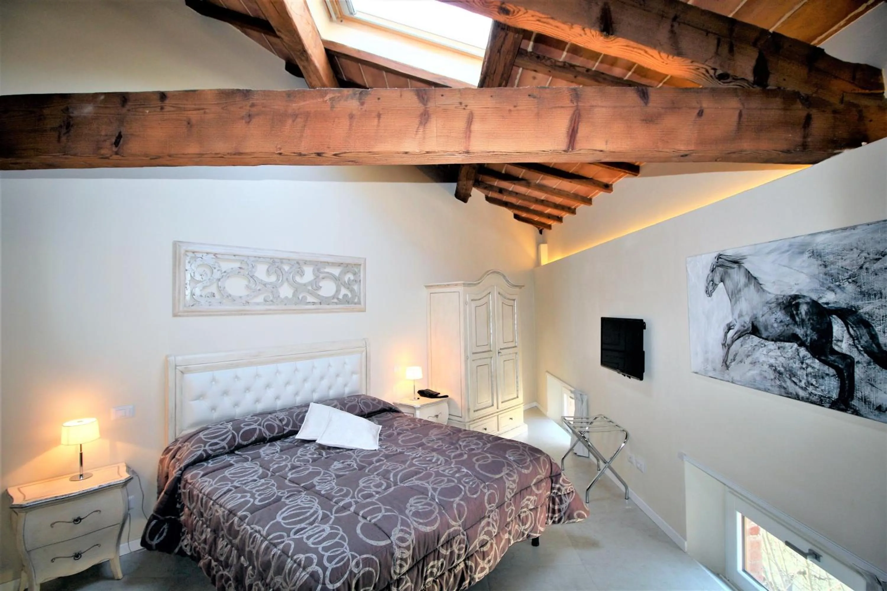 Bed in Villa del Sole Siena