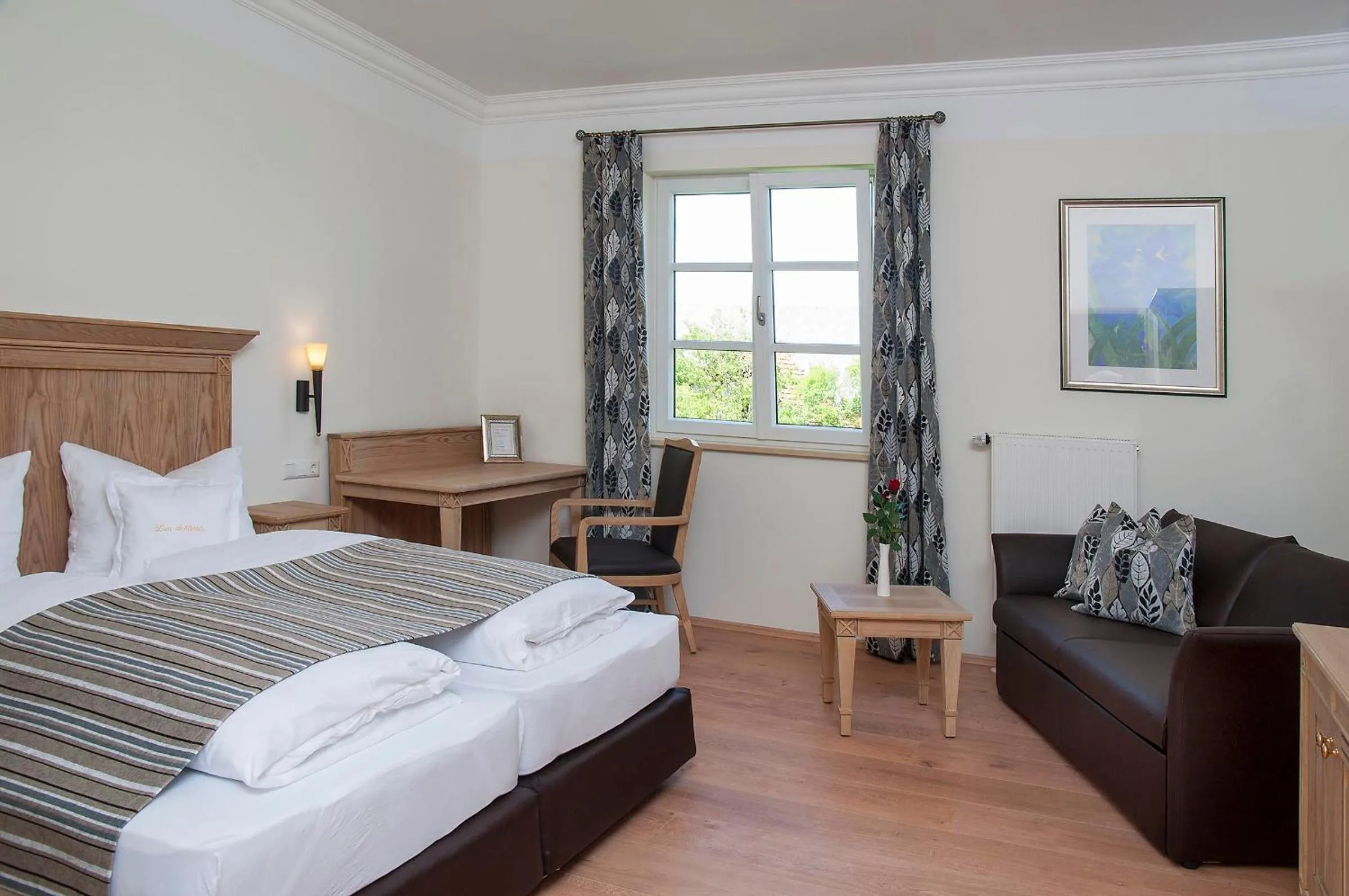 Bed in Hotel Zum Schlössle