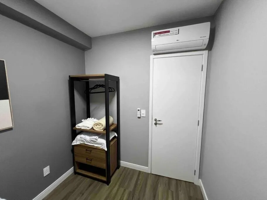 Bed in Novo, garagem e piscina, moderno ao lado Allianz Park