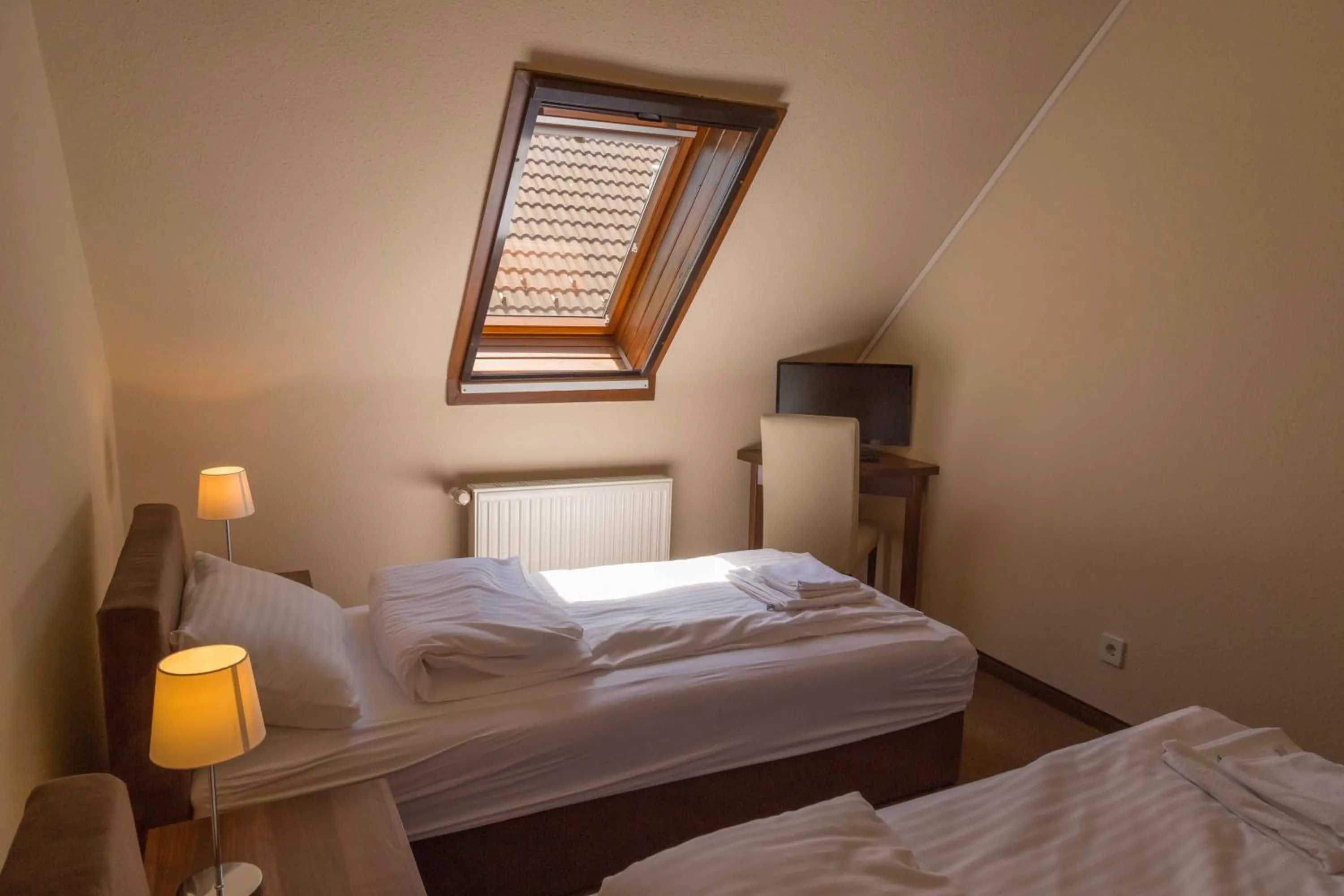 Photo of the whole room, Bed in Arina Villa